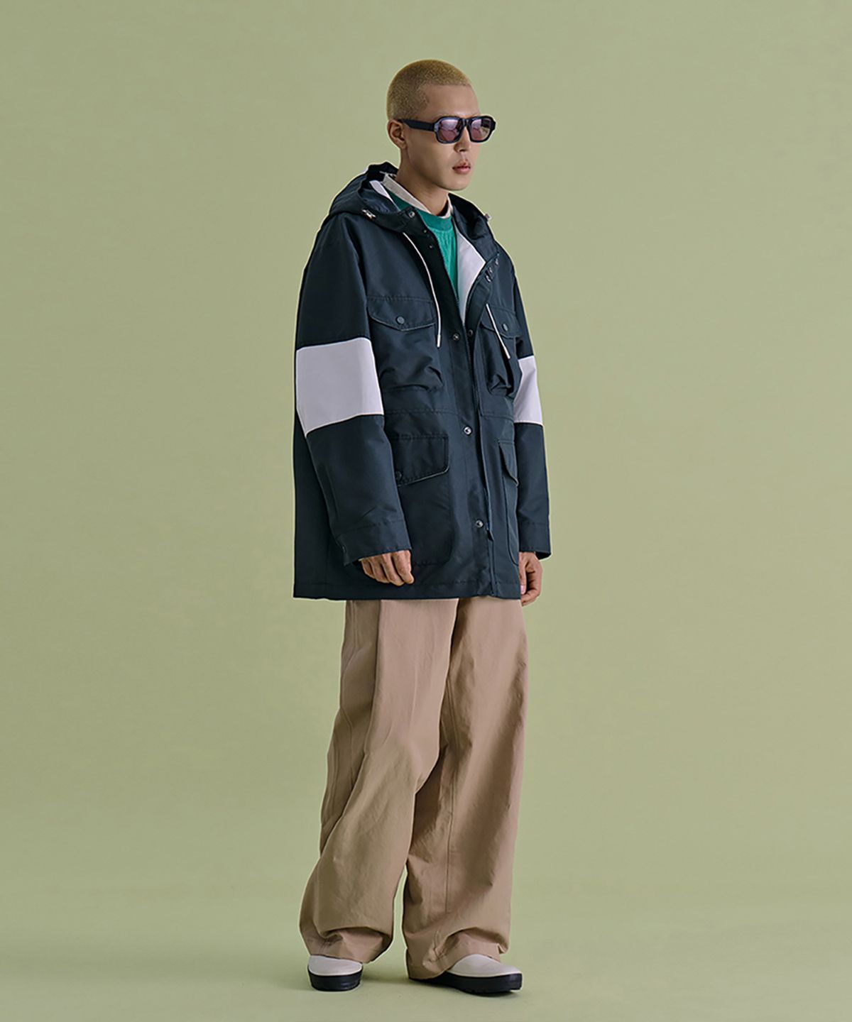 논타입(NONTYPE) SLEEVE BLOCKED JUMPER (GREEN)