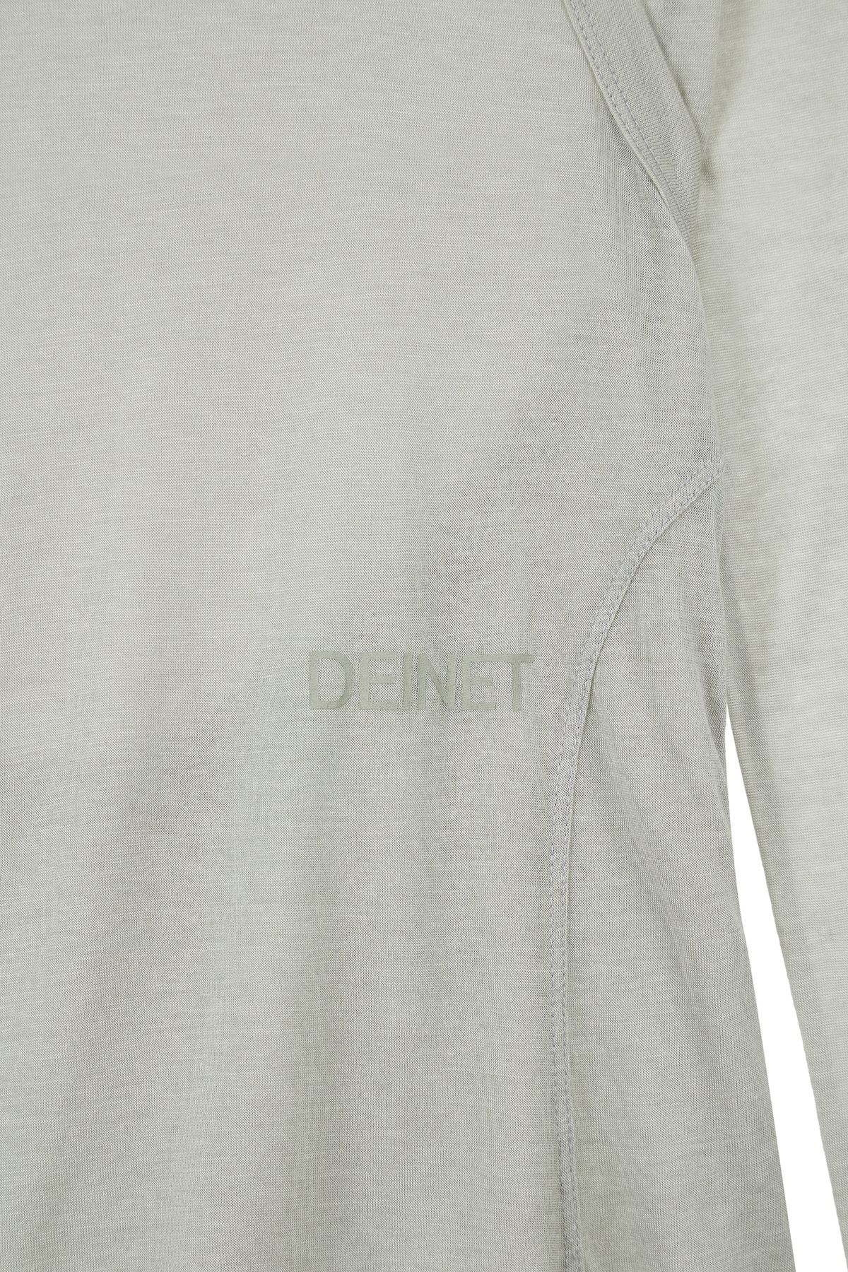 다이닛(DEINET) IN N OUT LAYER HALTER TOP IN LIGHT GRAY