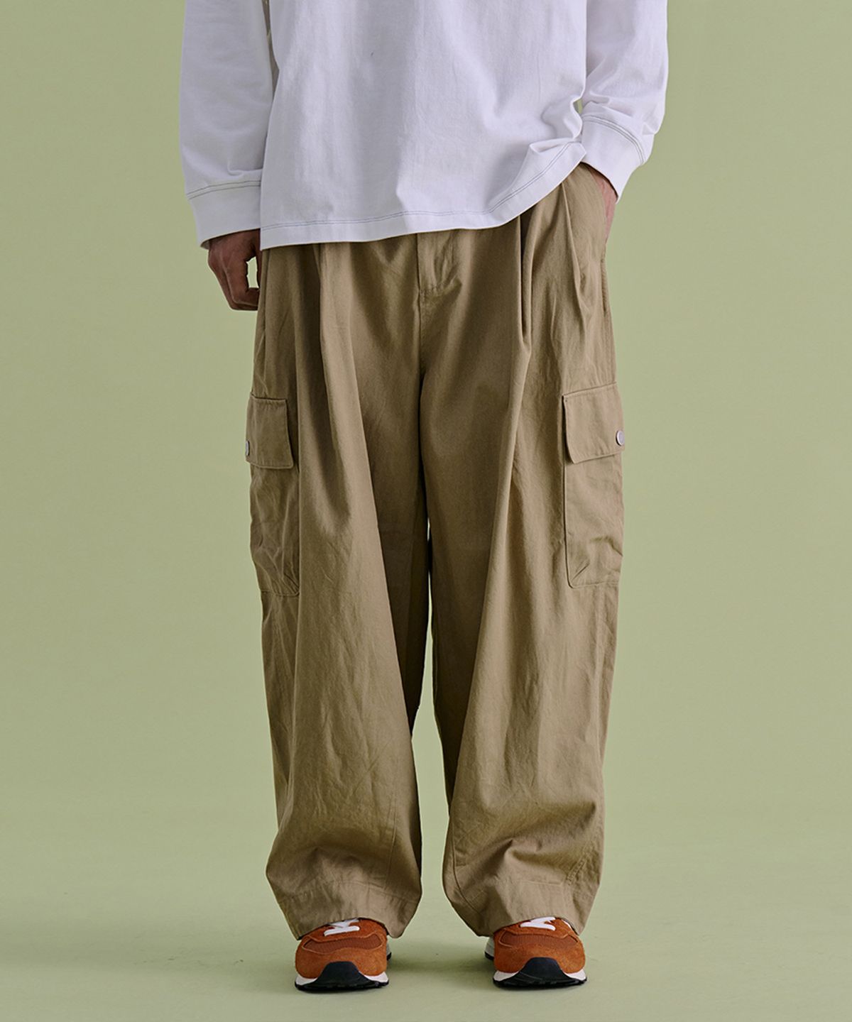 논타입(NONTYPE) BIG POT WIDE PANTS (BEIGE)