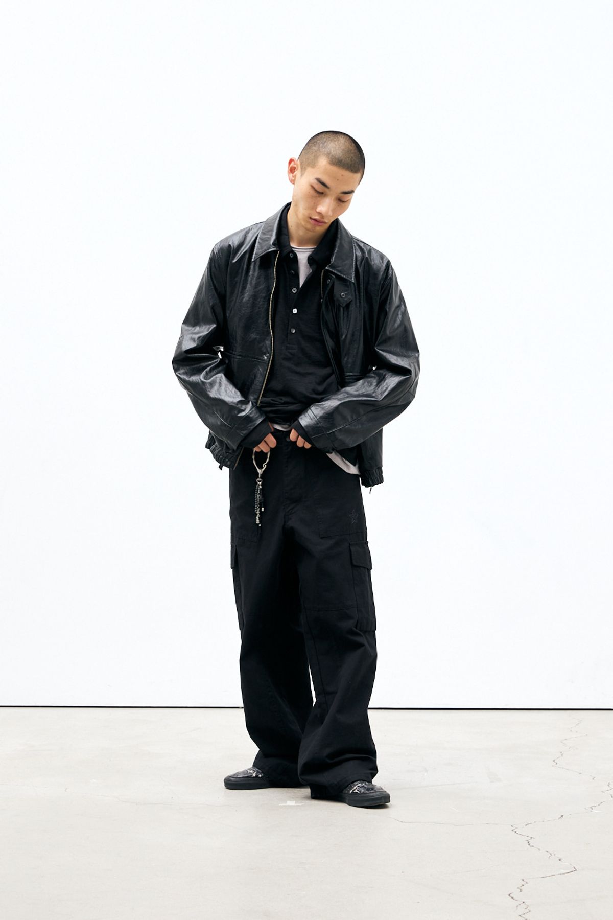 해칭룸(HATCHINGROOM) VTG Star Fatigue Pants Washed Black
