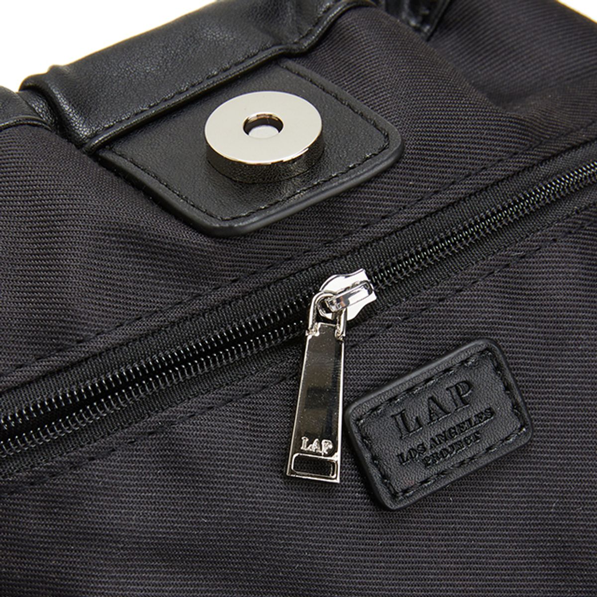 랩(LAP) STRING TOTE BAG AQ7AB810