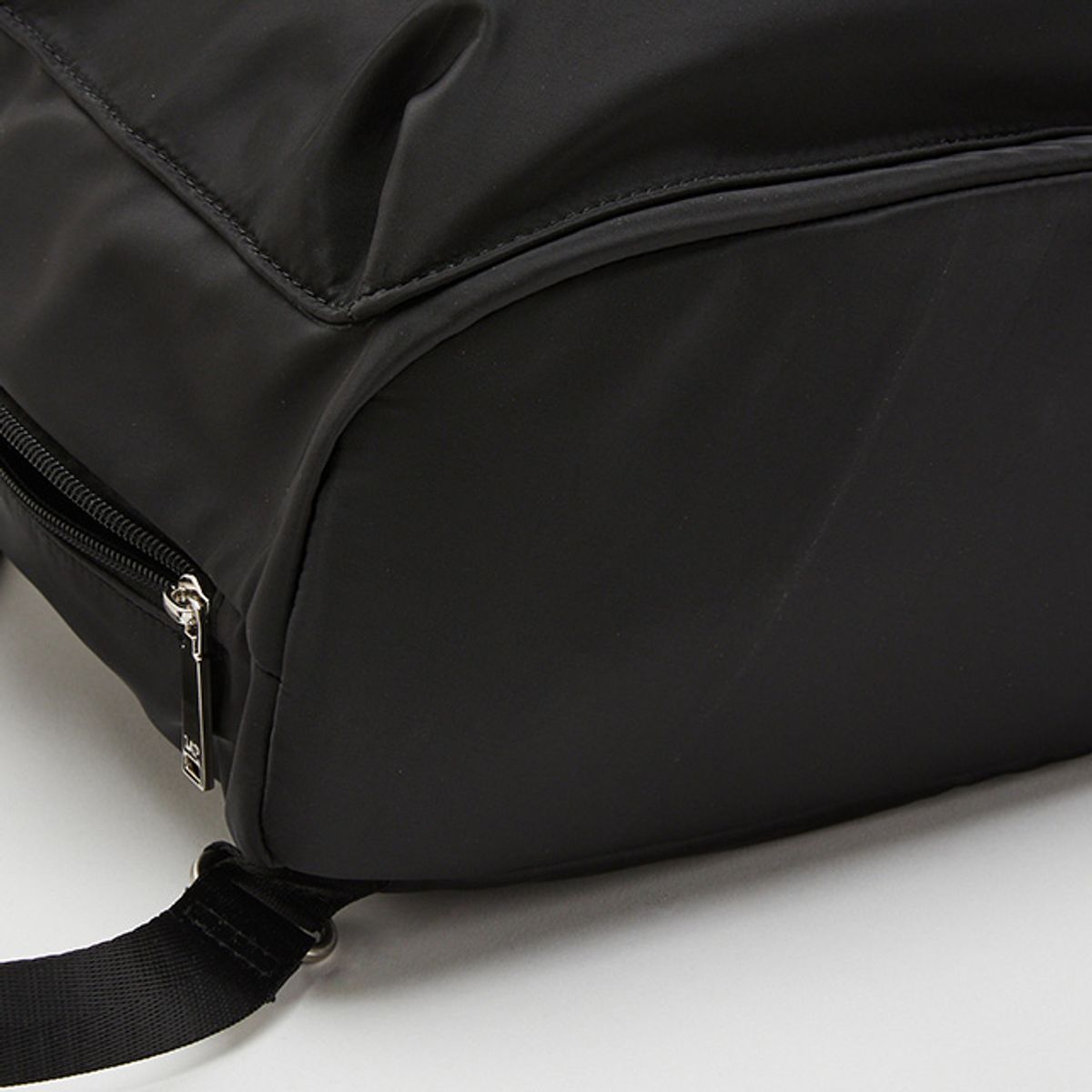 랩(LAP) NYLON BACKPACK AQ7AB805