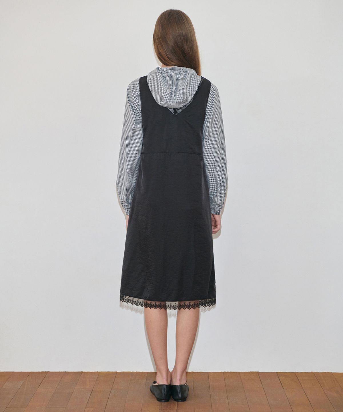 시눈(SINOON) Silky Lace Slip Dress (Black)