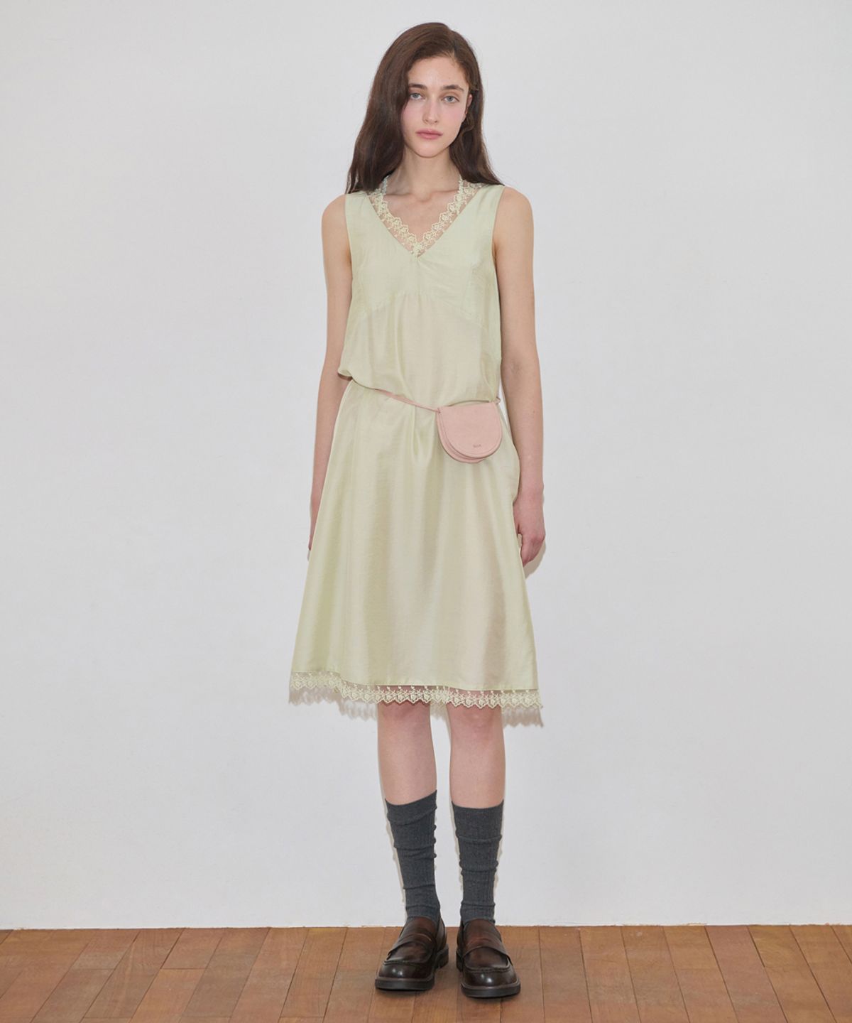 시눈(SINOON) Silky Lace Slip Dress (Mint)