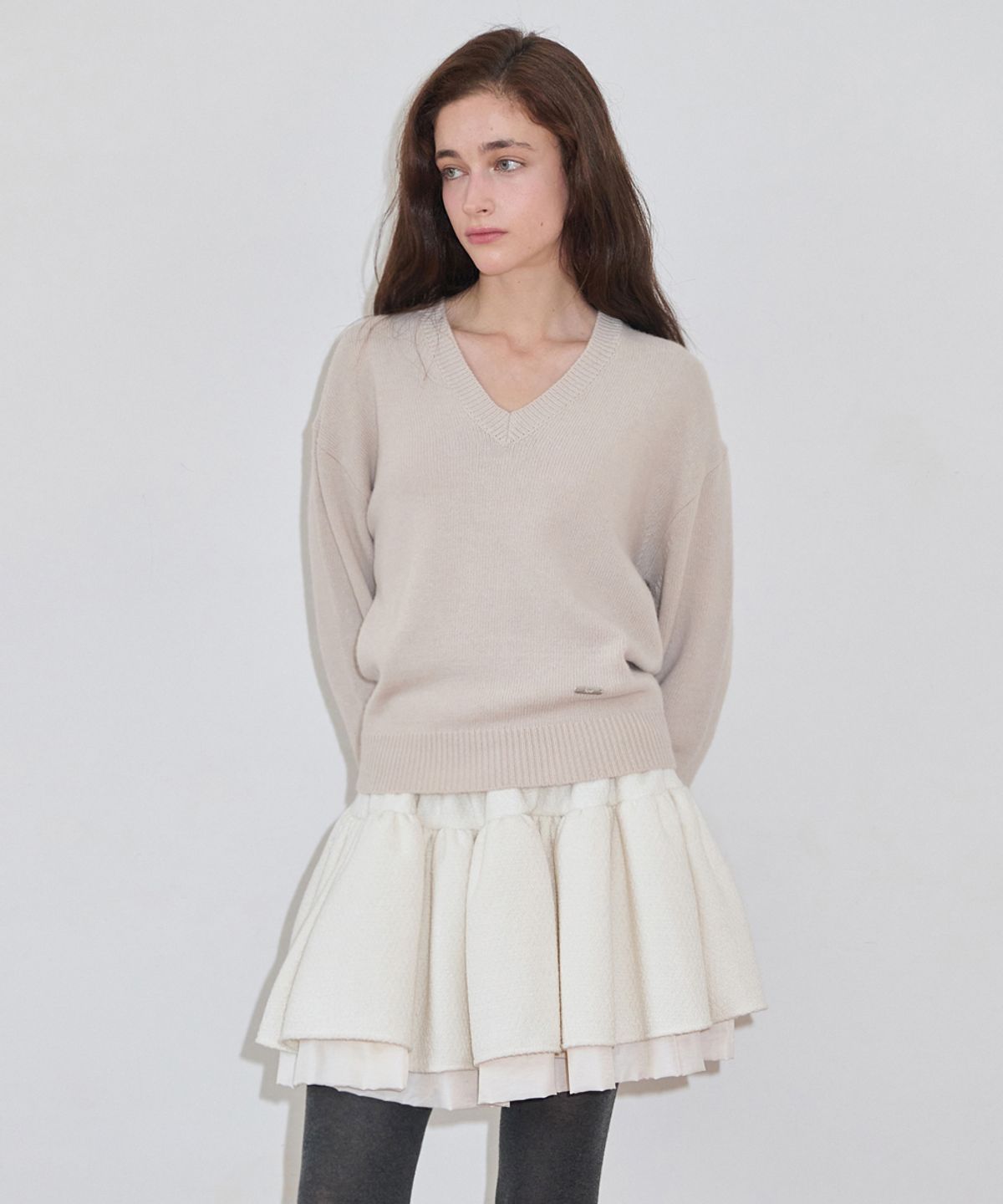 시눈(SINOON) V-Neck Basic Knit (Greyish Beige)