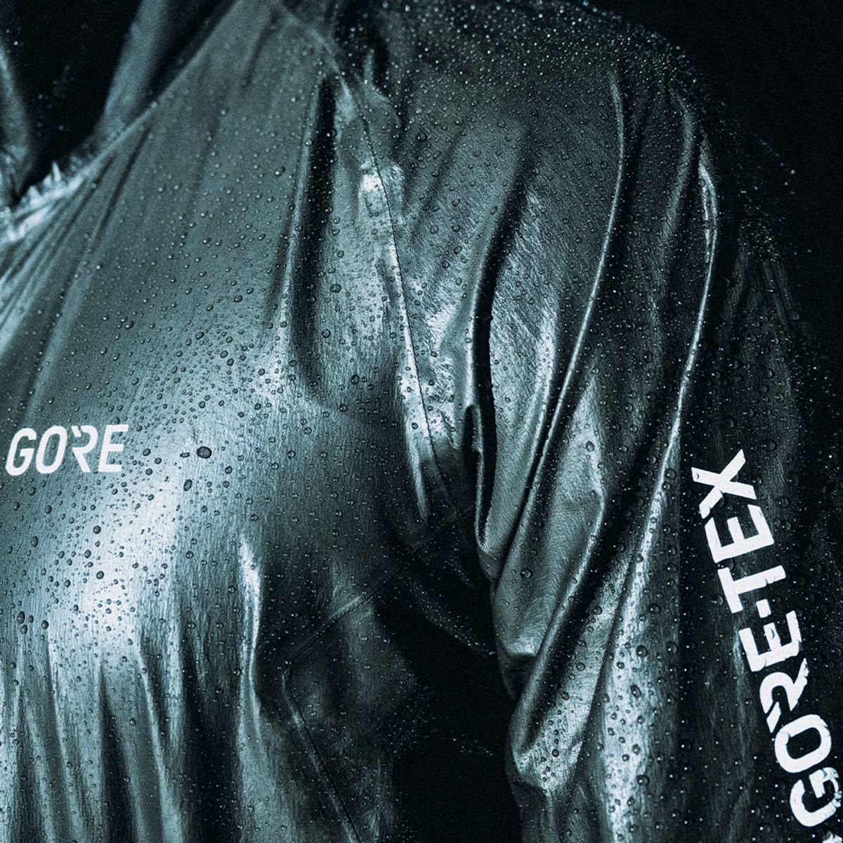 고어웨어(GOREWEAR) Gore-TEX SD 고어텍스 쉐이크드라이 트레일 후드 자켓 - 블랙 (남성용)