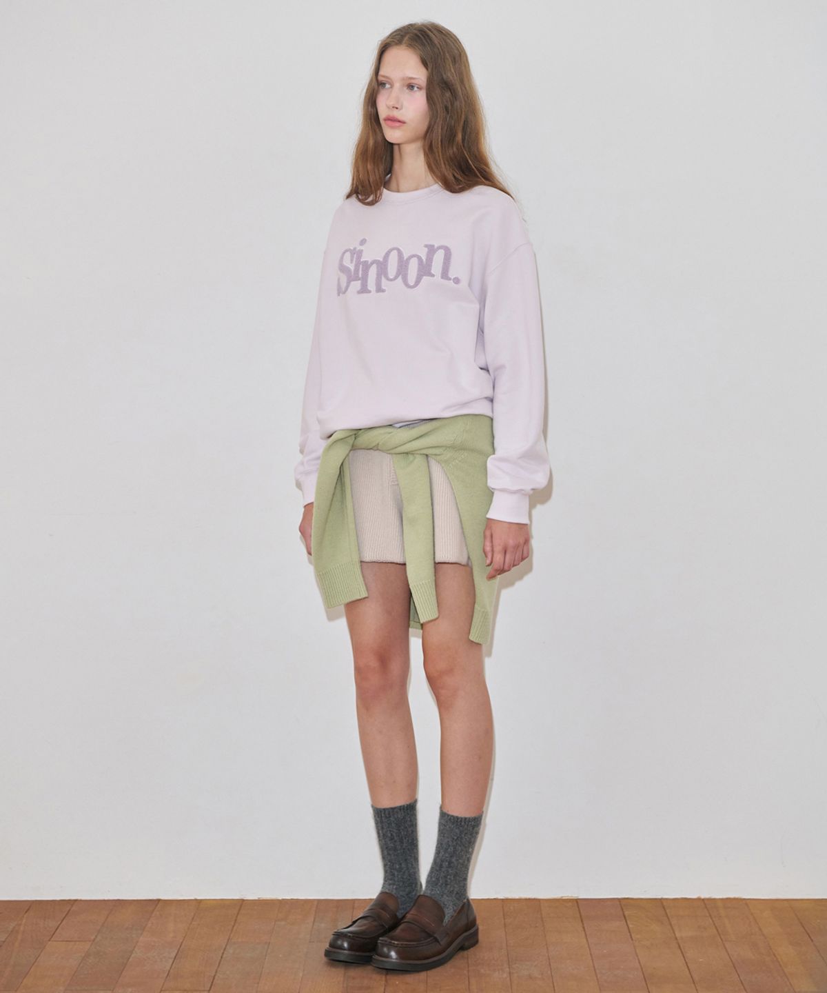 시눈(SINOON) Boucle Logo Sweatshirt (Lavender)