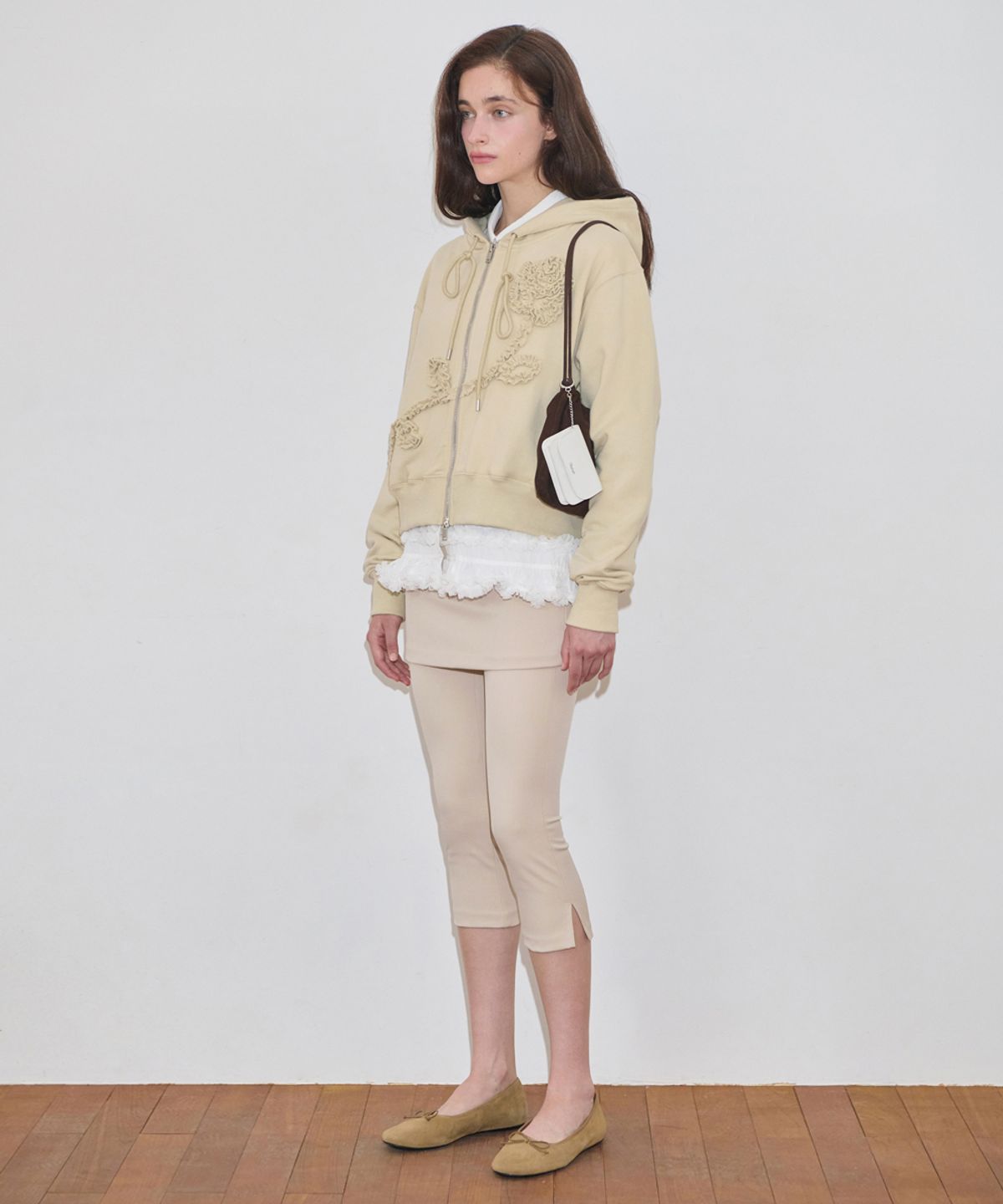 시눈(SINOON) Rose Frill Hoodie Zipup (Butter)