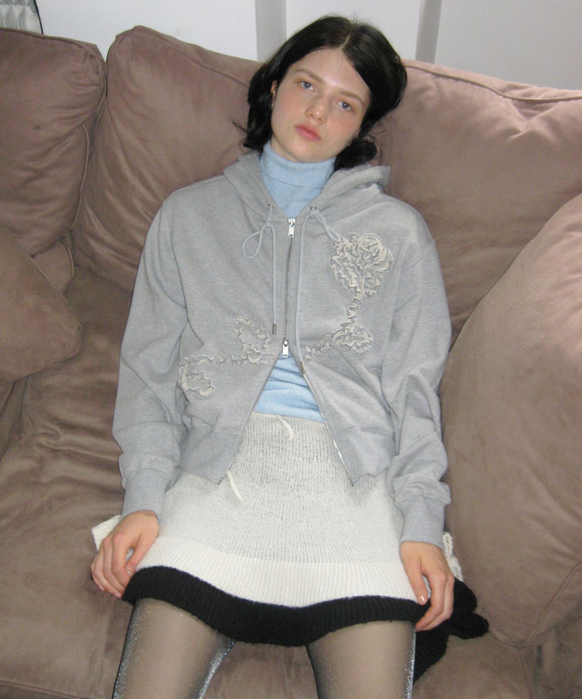 시눈(SINOON) Rose Frill Hoodie Zipup (Melange Grey)