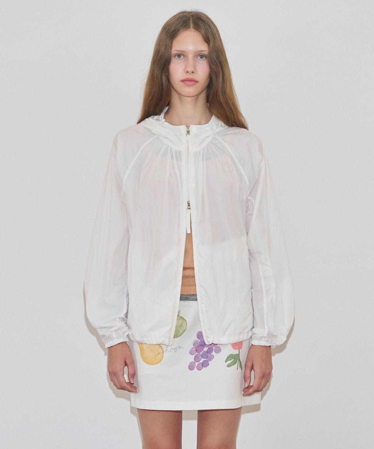 시눈(SINOON) Shirring Hoodie Windbreaker (White)
