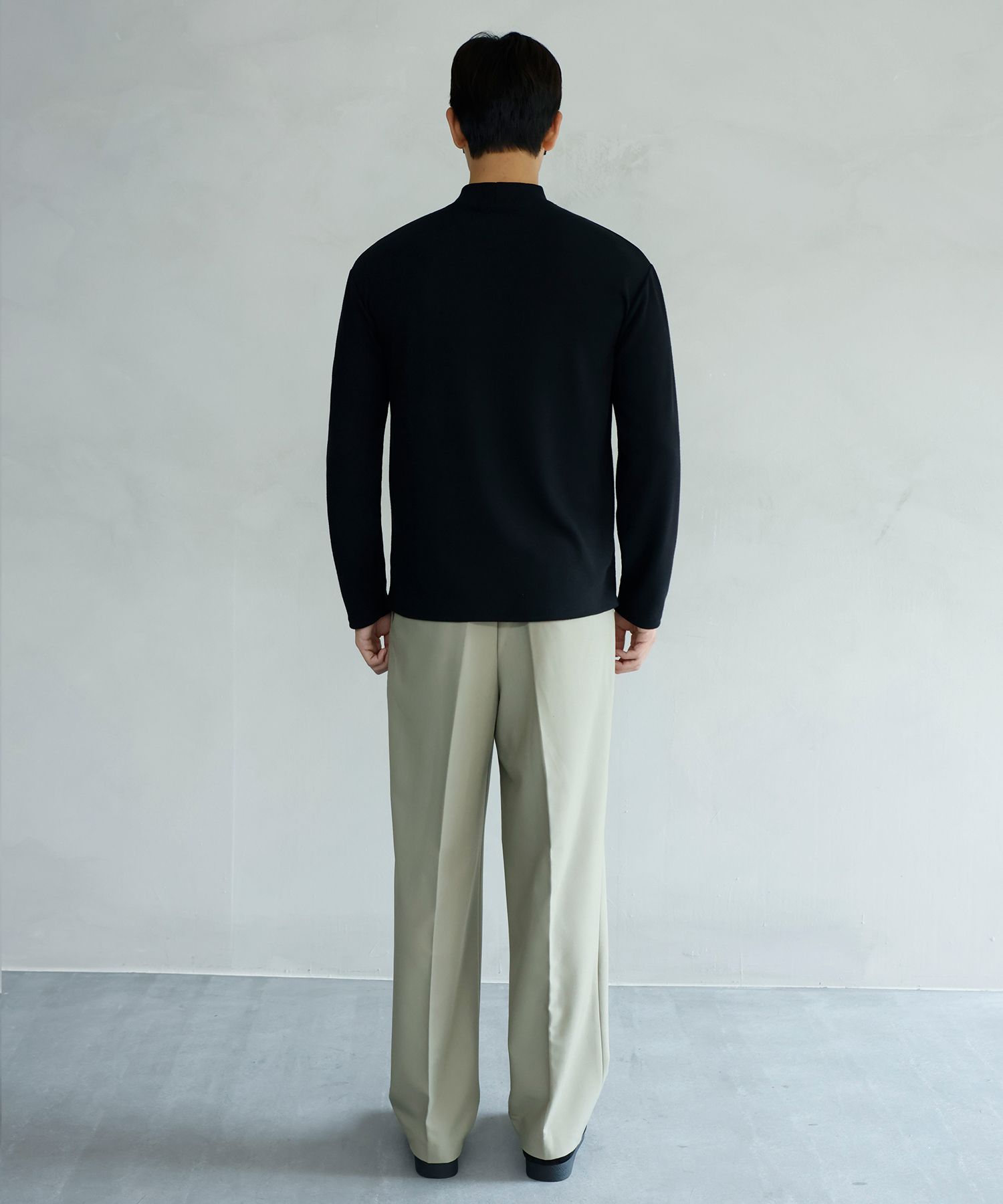 MUSINSA | SIGNATURE [Choi Jong Woo X Signature] Mock Neck
