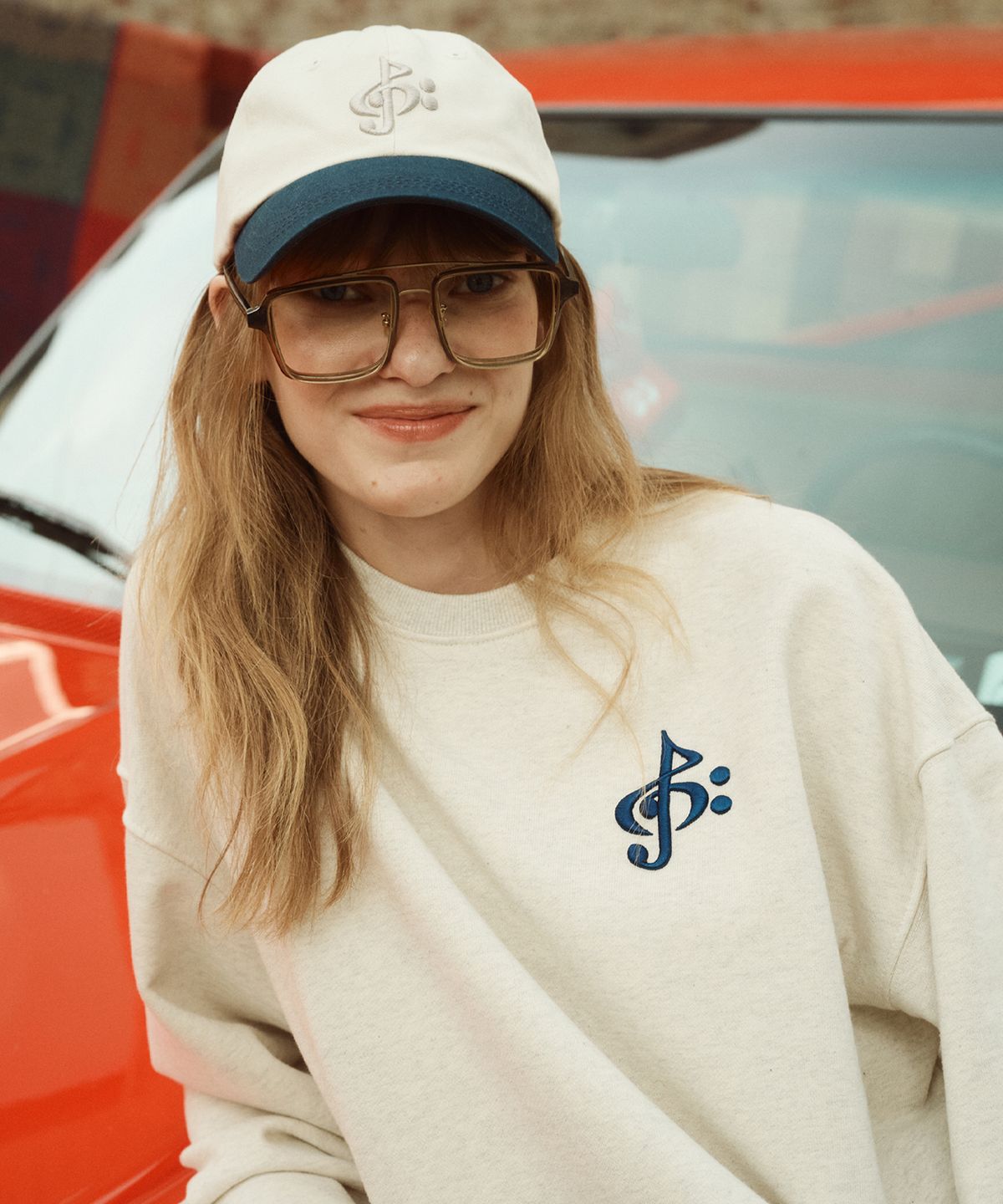 2113 스튜디오(2113 STUDIO) 음표 로고 스웻  아이보리 WOMENS