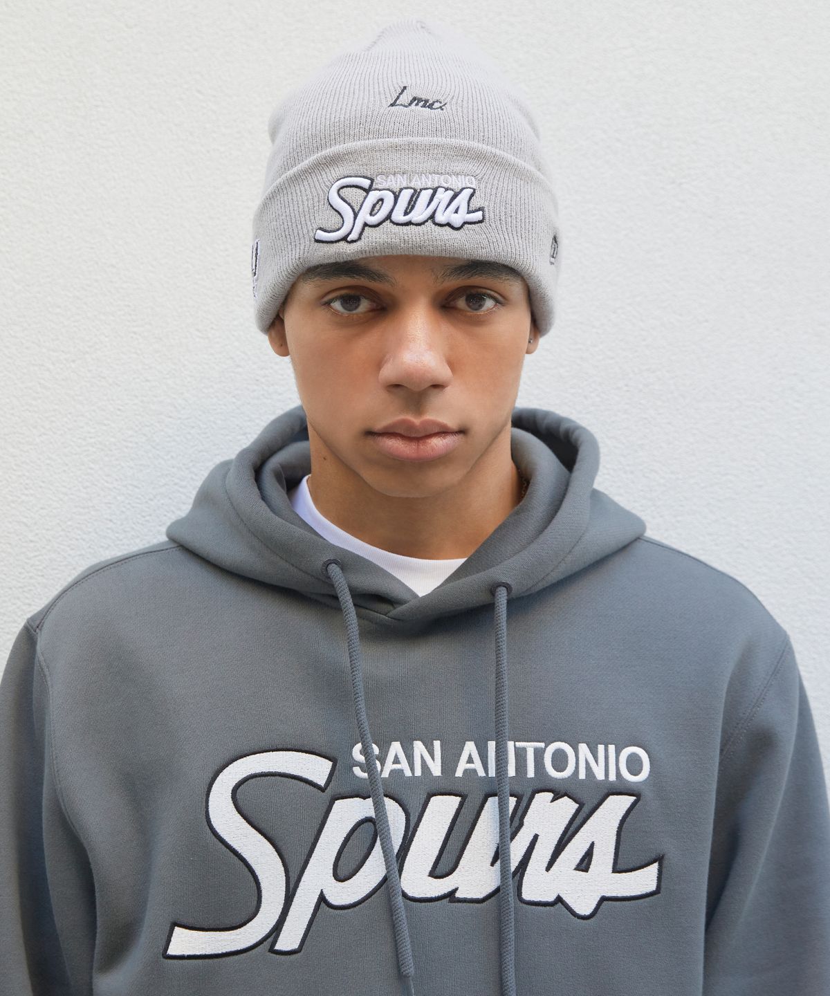 엘엠씨(LMC) LMC X NEWERA TEAM LOGO BEANIE charcoal
