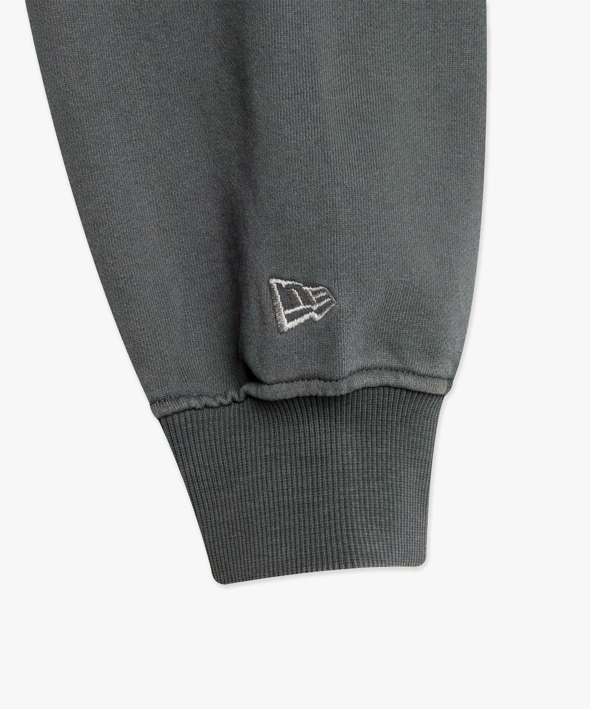엘엠씨(LMC) LMC X NEWERA TEAM LOGO SWEATSHIRT charcoal