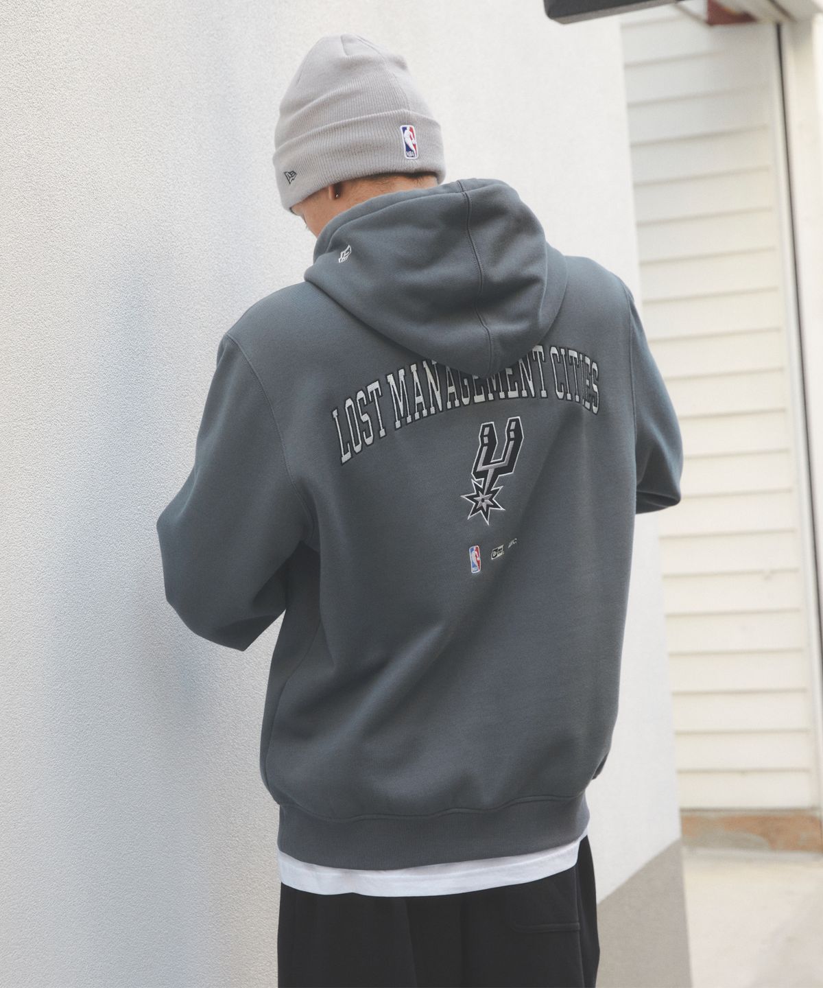 엘엠씨(LMC) LMC X NEWERA TEAM LOGO HOODIE charcoal