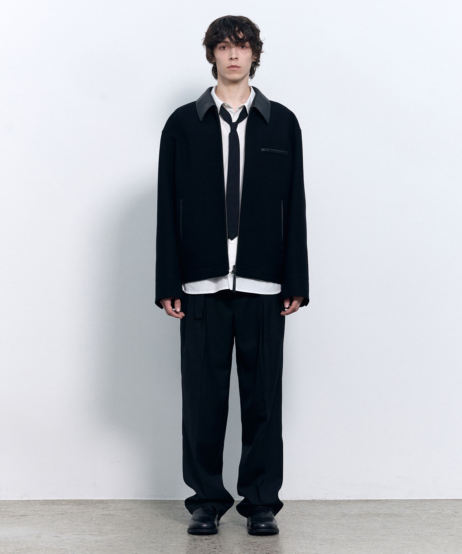 MUSINSA公式 | INSILENCE レザーパッチウールワークジャケットBLACK