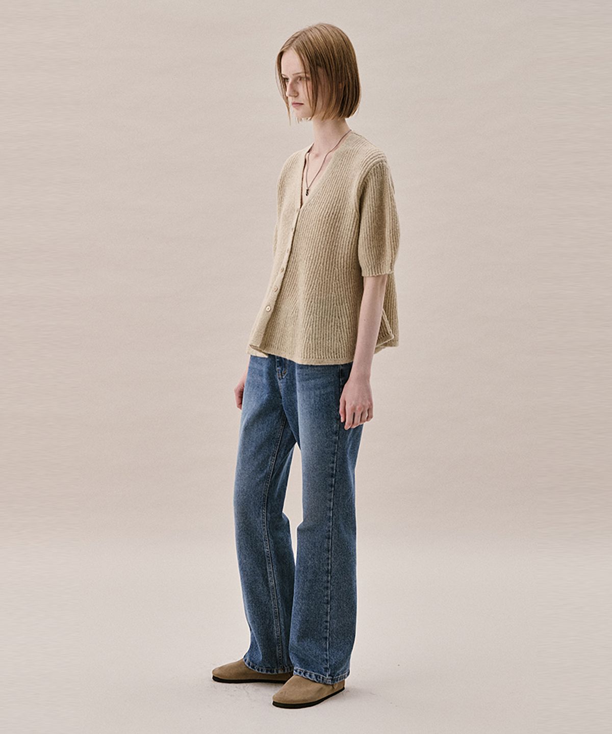 아위(AHWE) MOHAIR BLEND FLARED CARDIGAN_LIGHT BEIGE