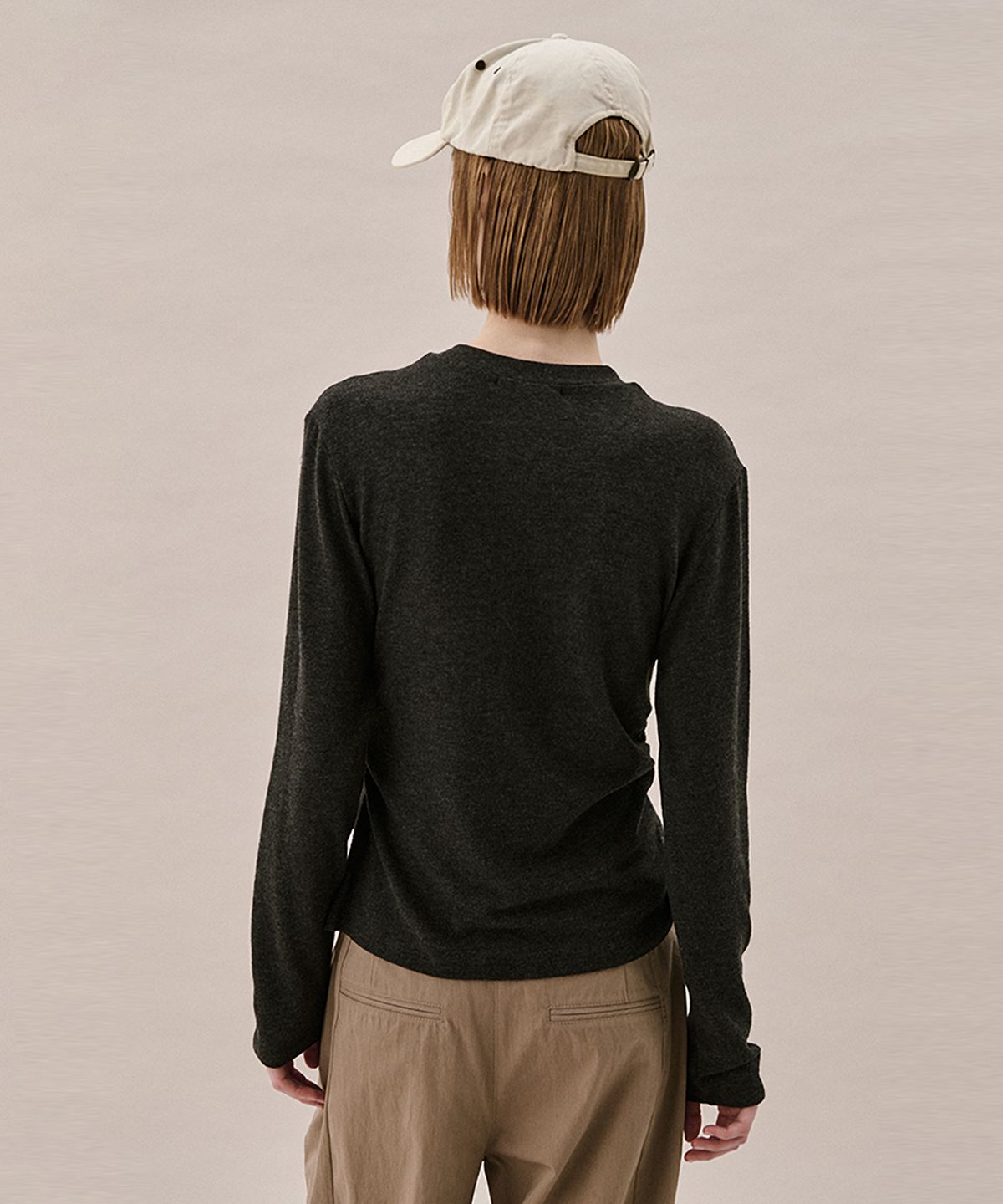 아위(AHWE) LAYERED JERSEY TOP_CHARCOAL MELANGE