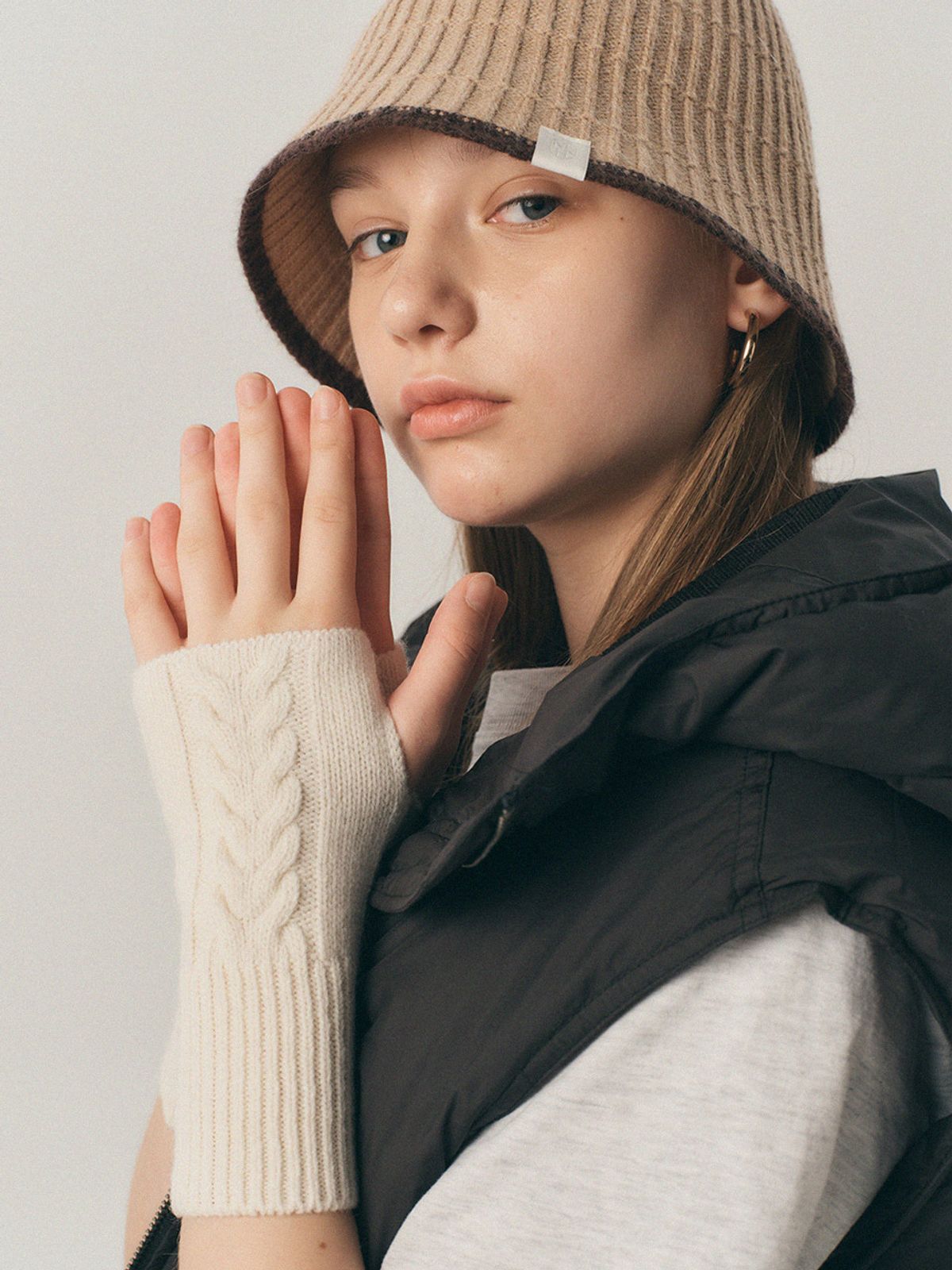 메르헨(MERCHEN) twist fingerless warmer_6color