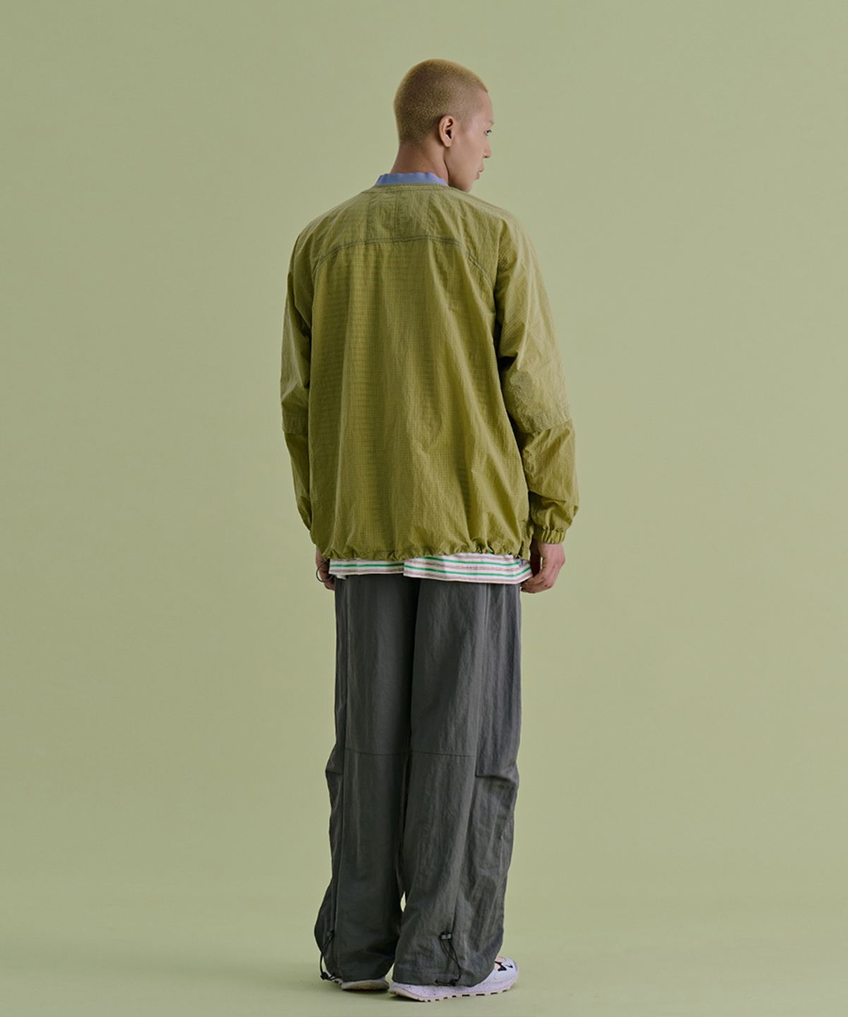 논타입(NONTYPE) MESH PANELED ANORAK (GREEN)