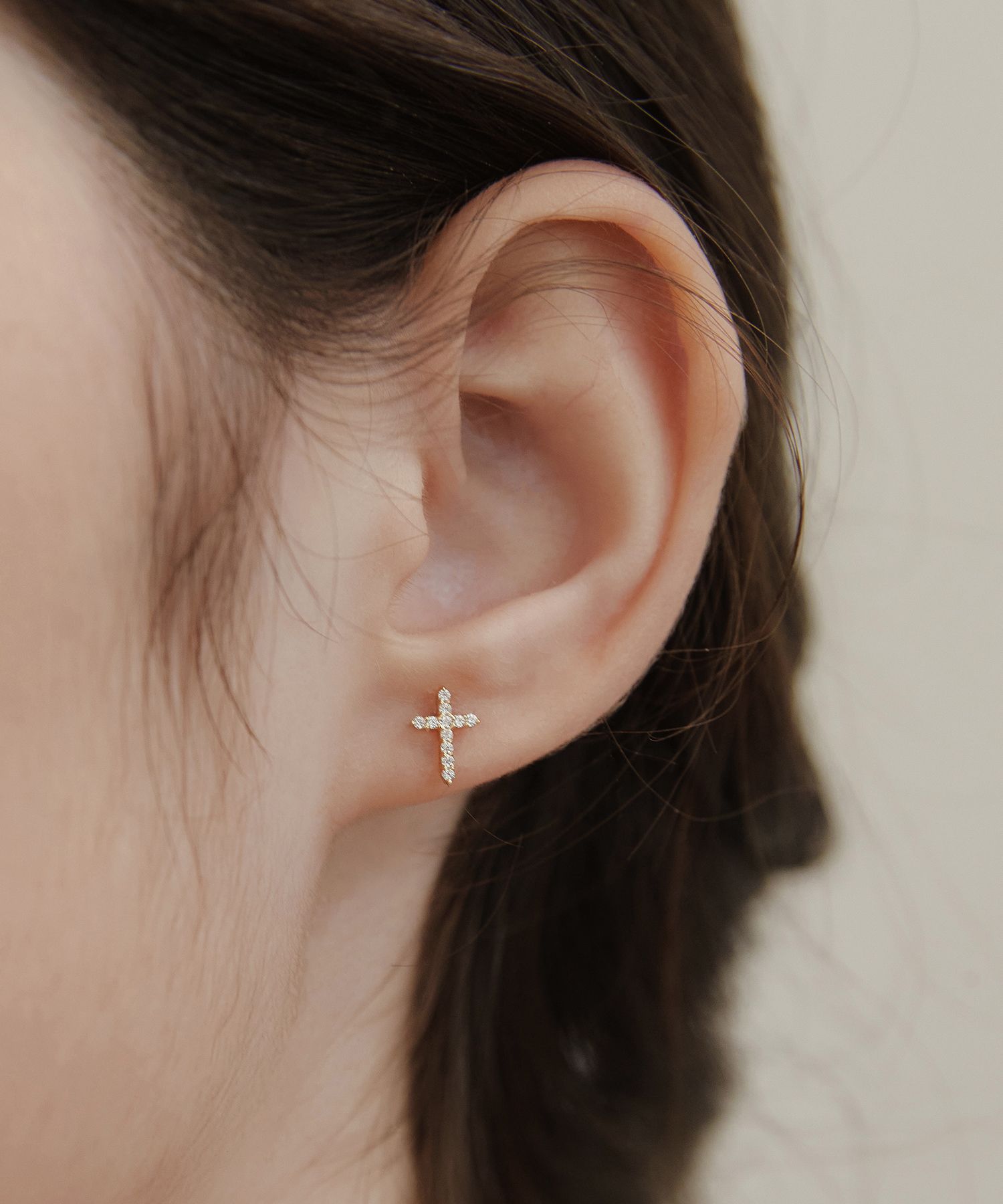 イヤリング TATIANA Silver 925 Holy Cross Earrings EC3128 MUSINSA | TATIANA (Silver 925) Holy Cross Earrings EC3128