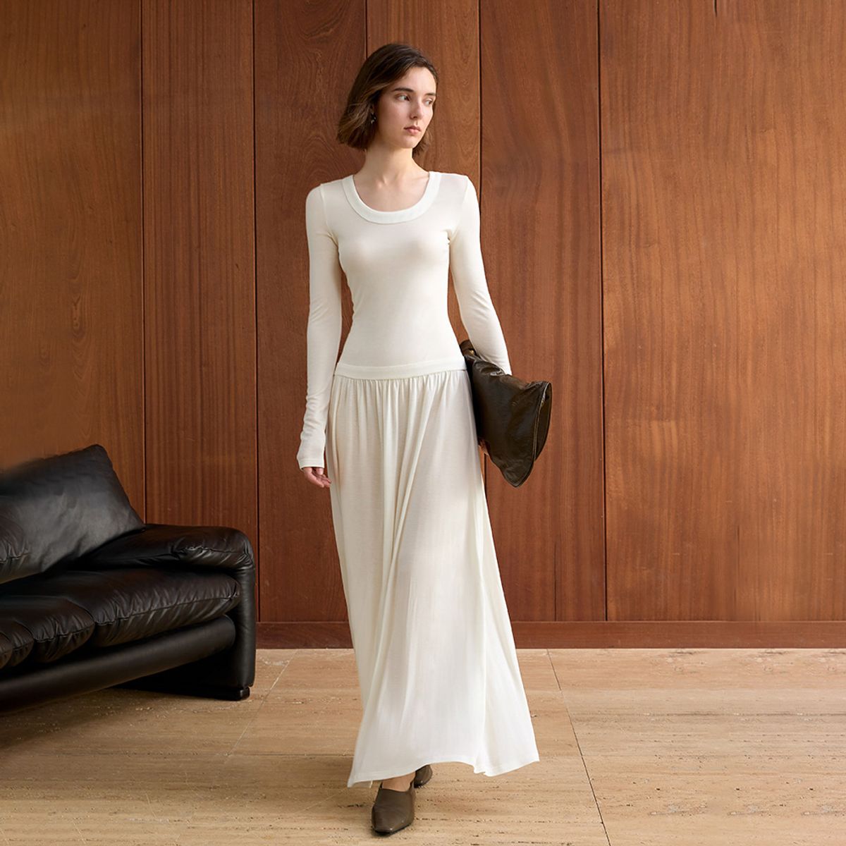 와이와이아이엠(YYIAM) YY_Solid color drape long dress_2color