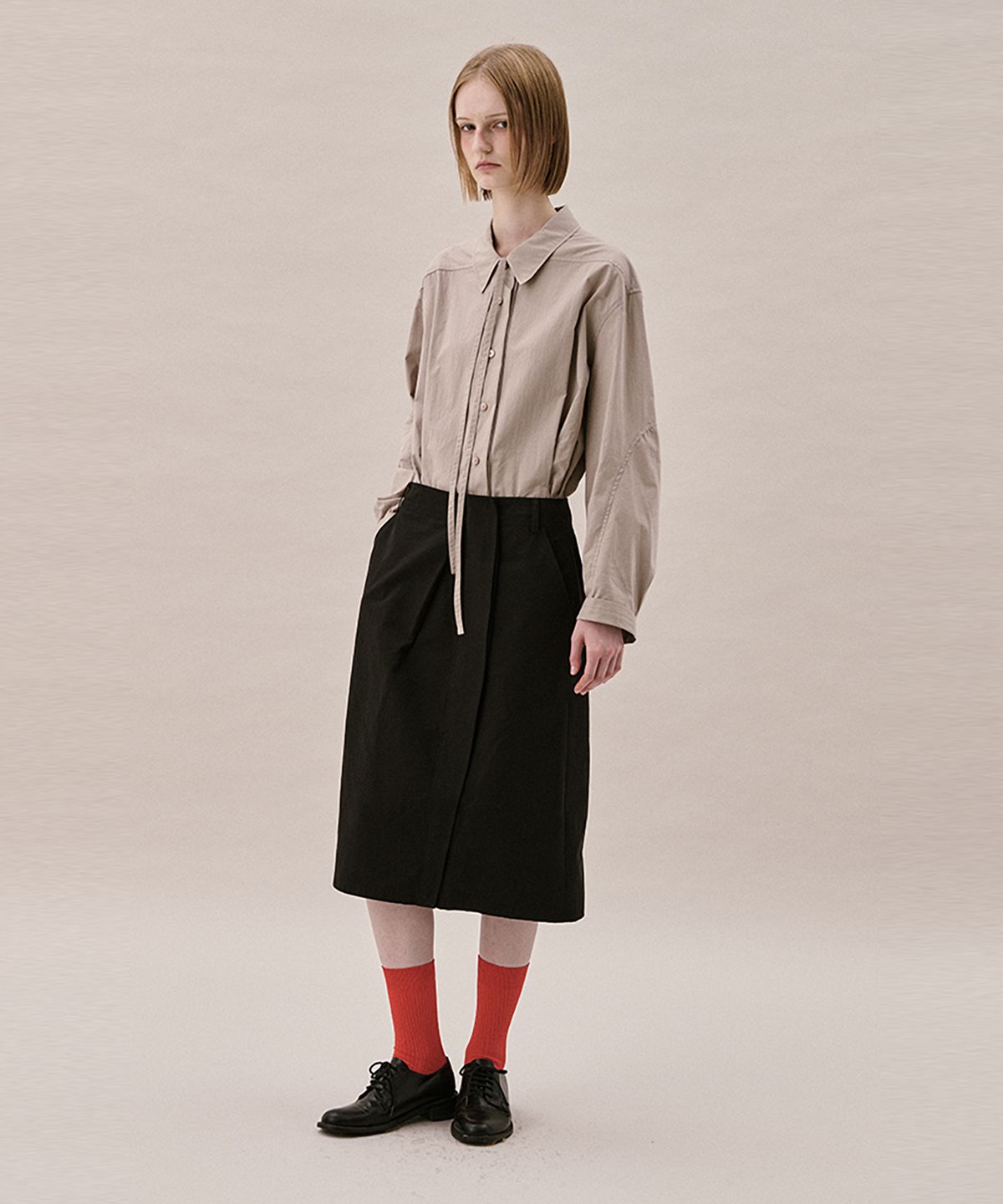 아위(AHWE) COTTON FLAP SKIRT_BLACK