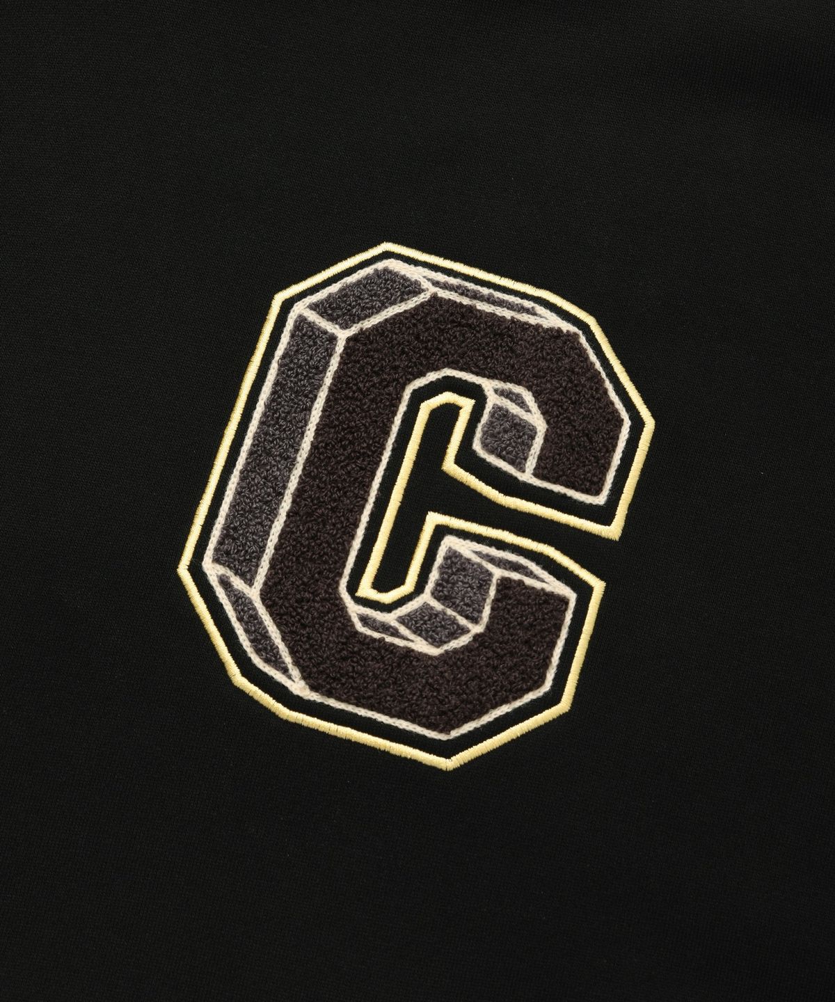 커버낫(COVERNAT) 컬리지 C 로고 드롭핏 후디 블랙
