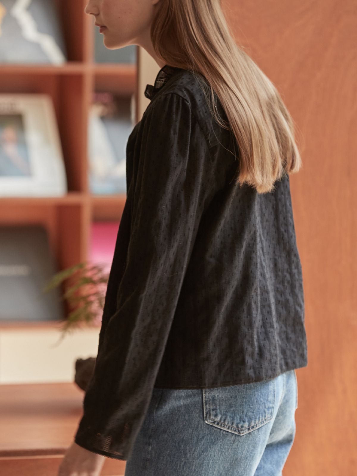 비뮤즈맨션(BEMUSE MANSION) Vintage lace frill blouse - Black