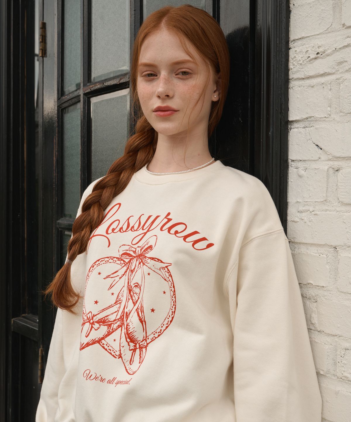 로시로우(LOSSYROW) Heart flats sweatshirt Cream
