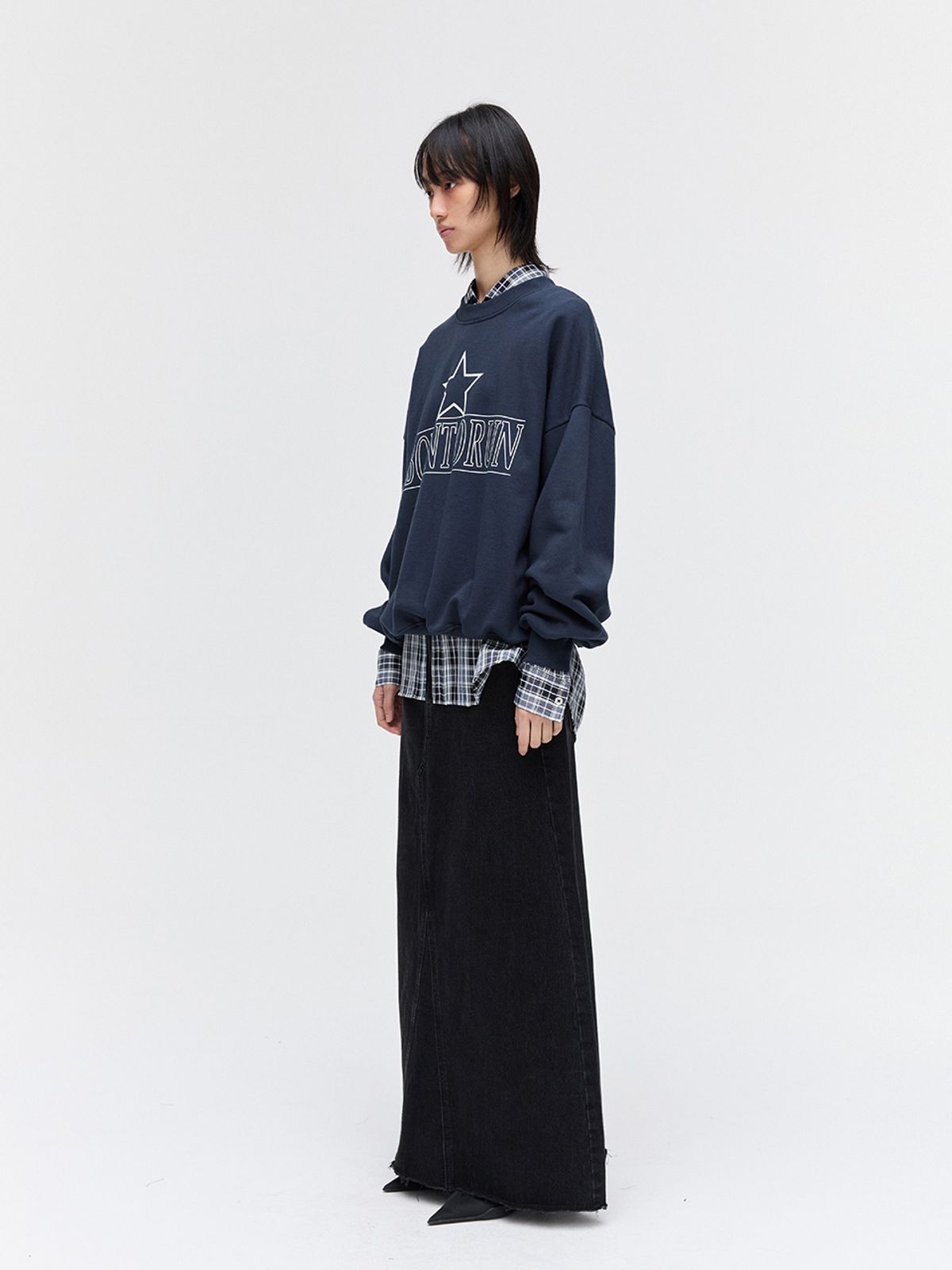 플리즈프로젝트(PLZPROJECT) BORN TO RUN SWEAT SHIRT, NAVY