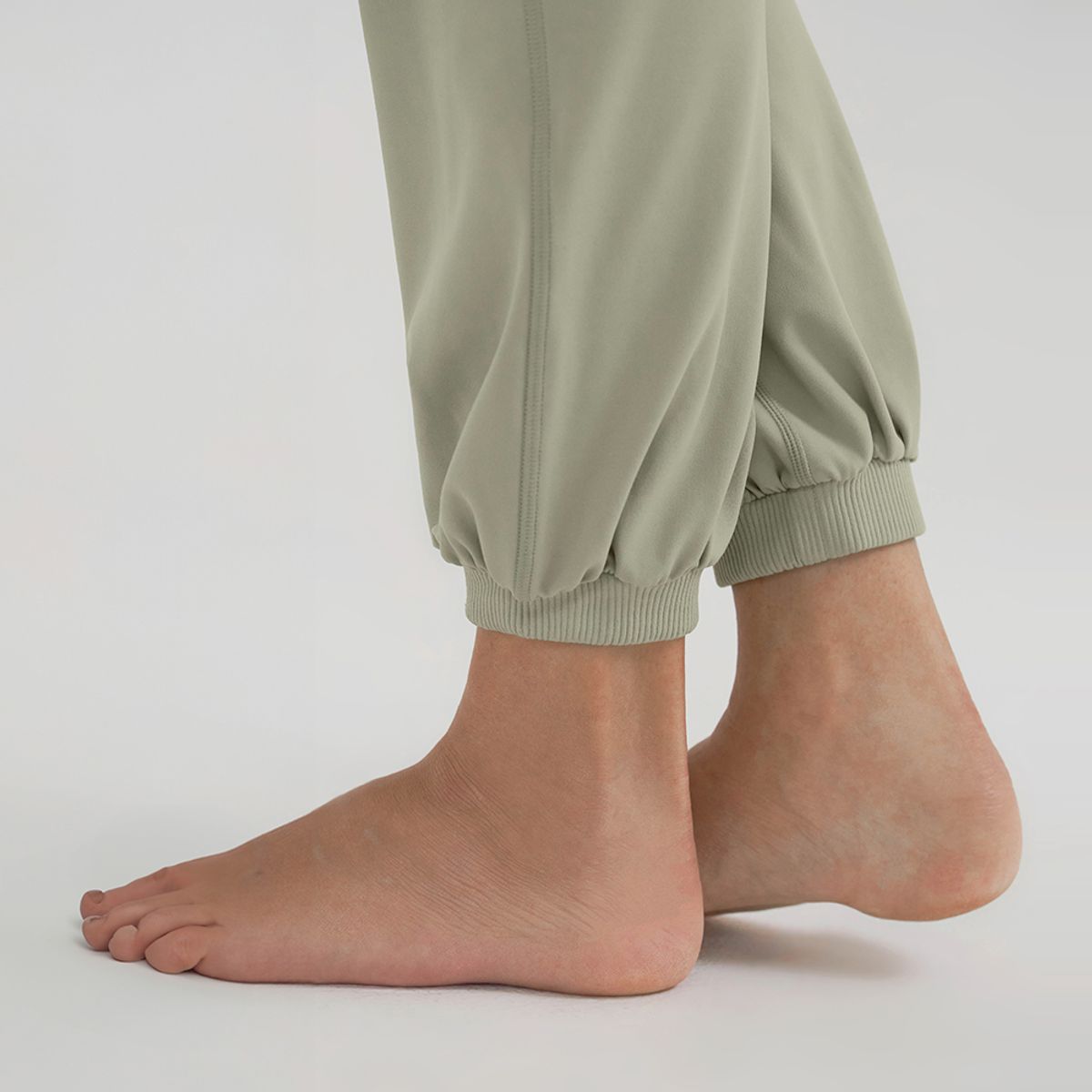안다르(ANDAR) 에어쿨링 벌룬 조거팬츠