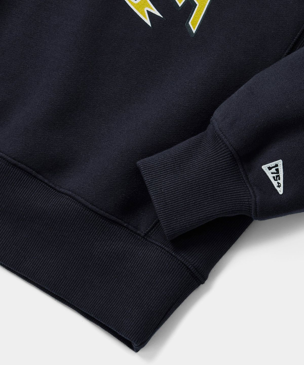 컬럼비아 유니버시티(COLUMBIA UNIVERSITY) CU 80S VINTAGE WOMEN FLEECE SWEATSHIRTS 크라운네이비