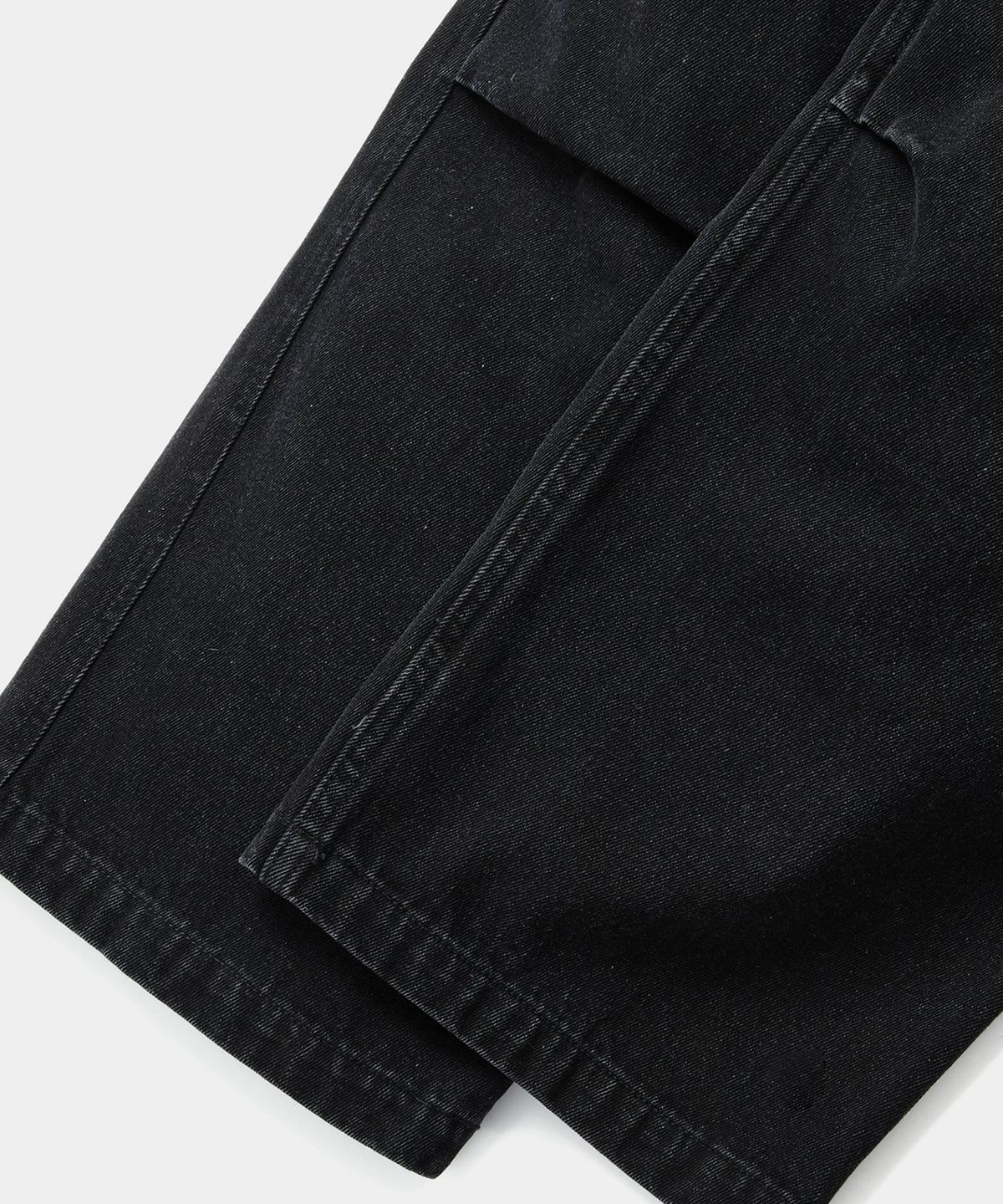 컬럼비아 유니버시티(COLUMBIA UNIVERSITY) SL-LABEL BELTED PARACHUTE DENIM PANTS 블랙데님