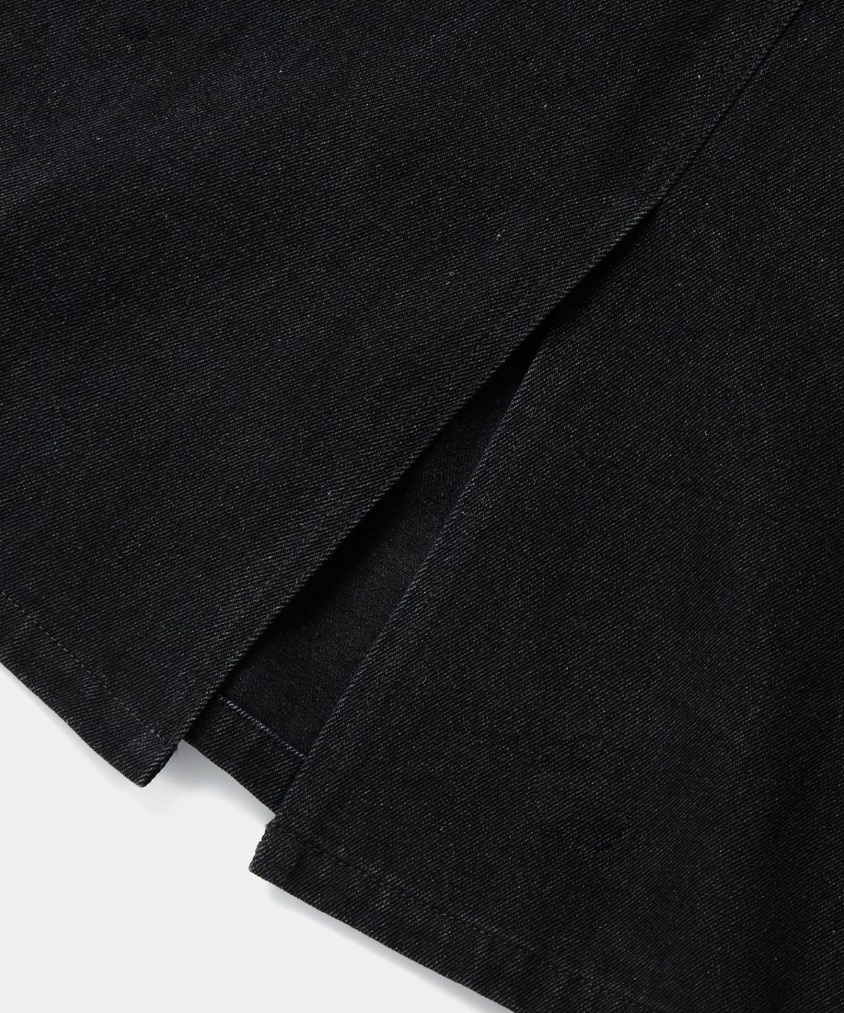 컬럼비아 유니버시티(COLUMBIA UNIVERSITY) SL-LABEL BELTED DENIM SKIRT 블랙데님