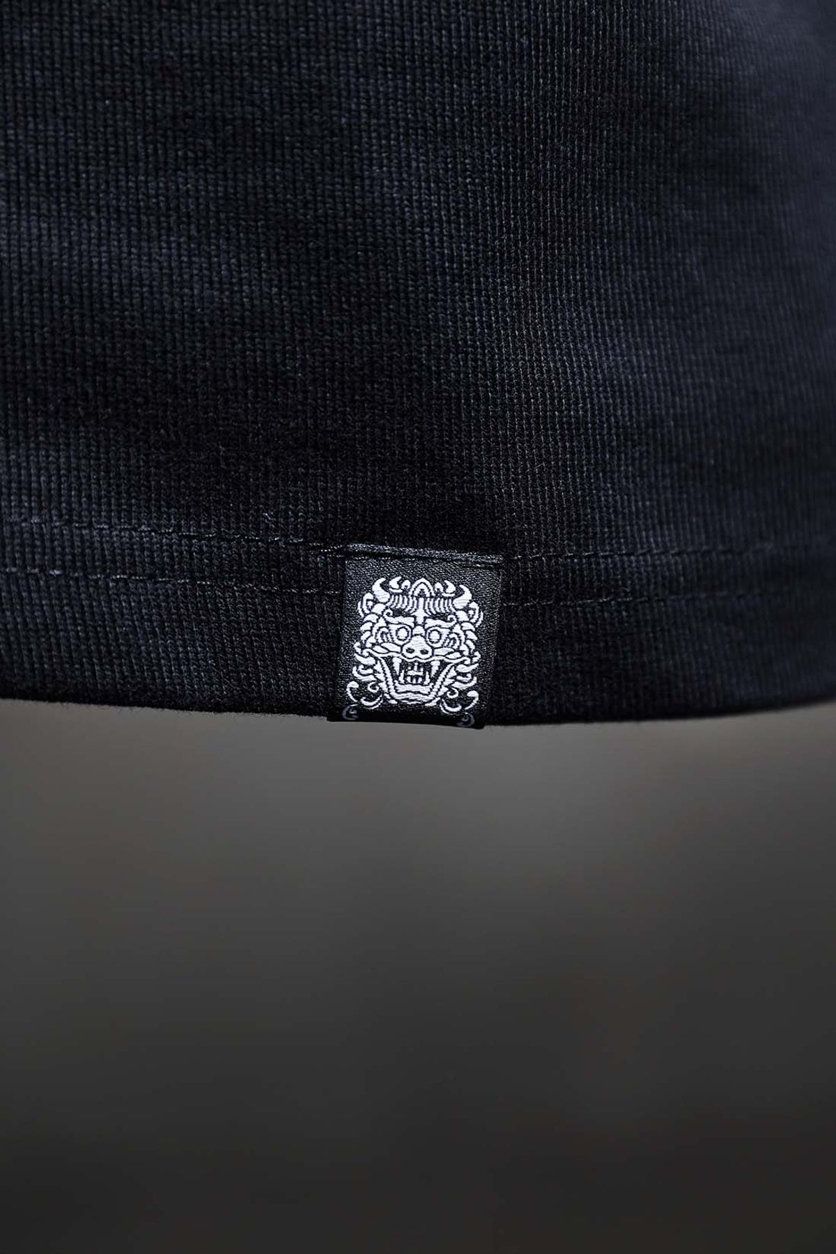 키르티무카(KIRTIMUKHA) 로고 블리치 10XL 오버사이즈 티셔츠 블랙