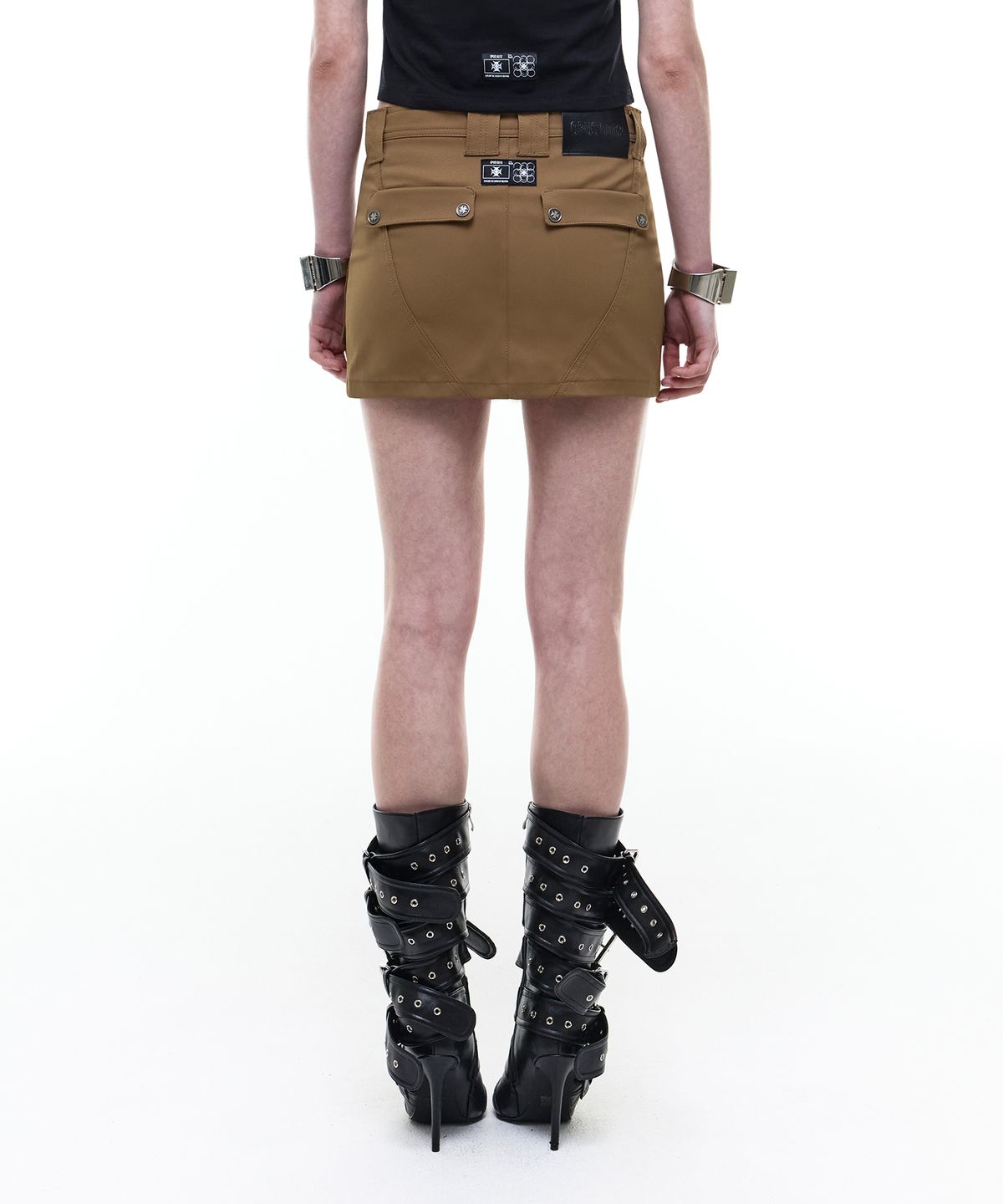 오퍼스 0012(OPUS 0012) Op. 08 DIME CARGO MICRO SKIRT BROWN