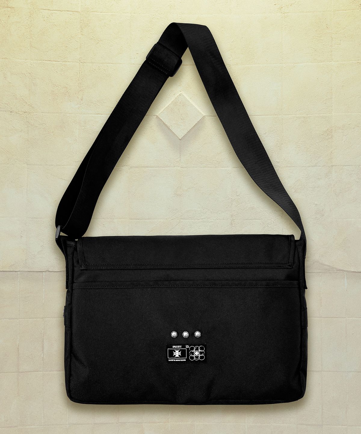 오퍼스 0012(OPUS 0012) Op.10 STASH MESSENGER BAG BLACK