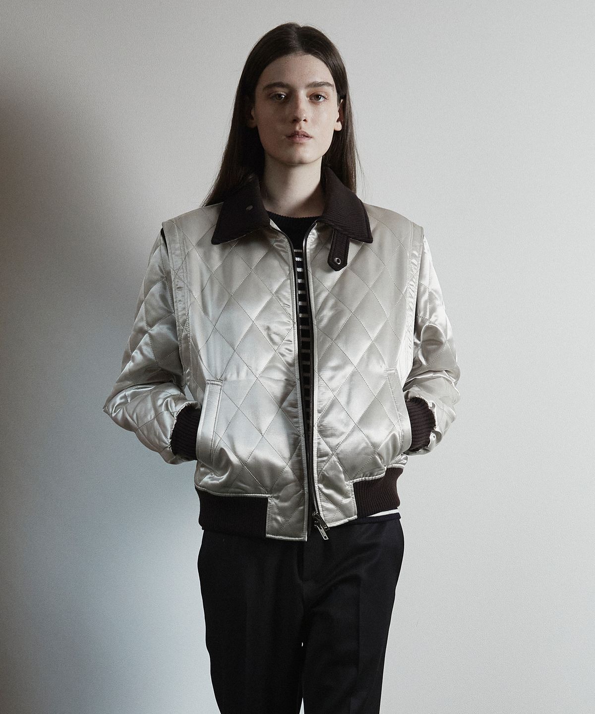 롤링스튜디오(ROLLINGSTUDIOS) QUILTED BOMBER JACKET SATIN METAL GRAY