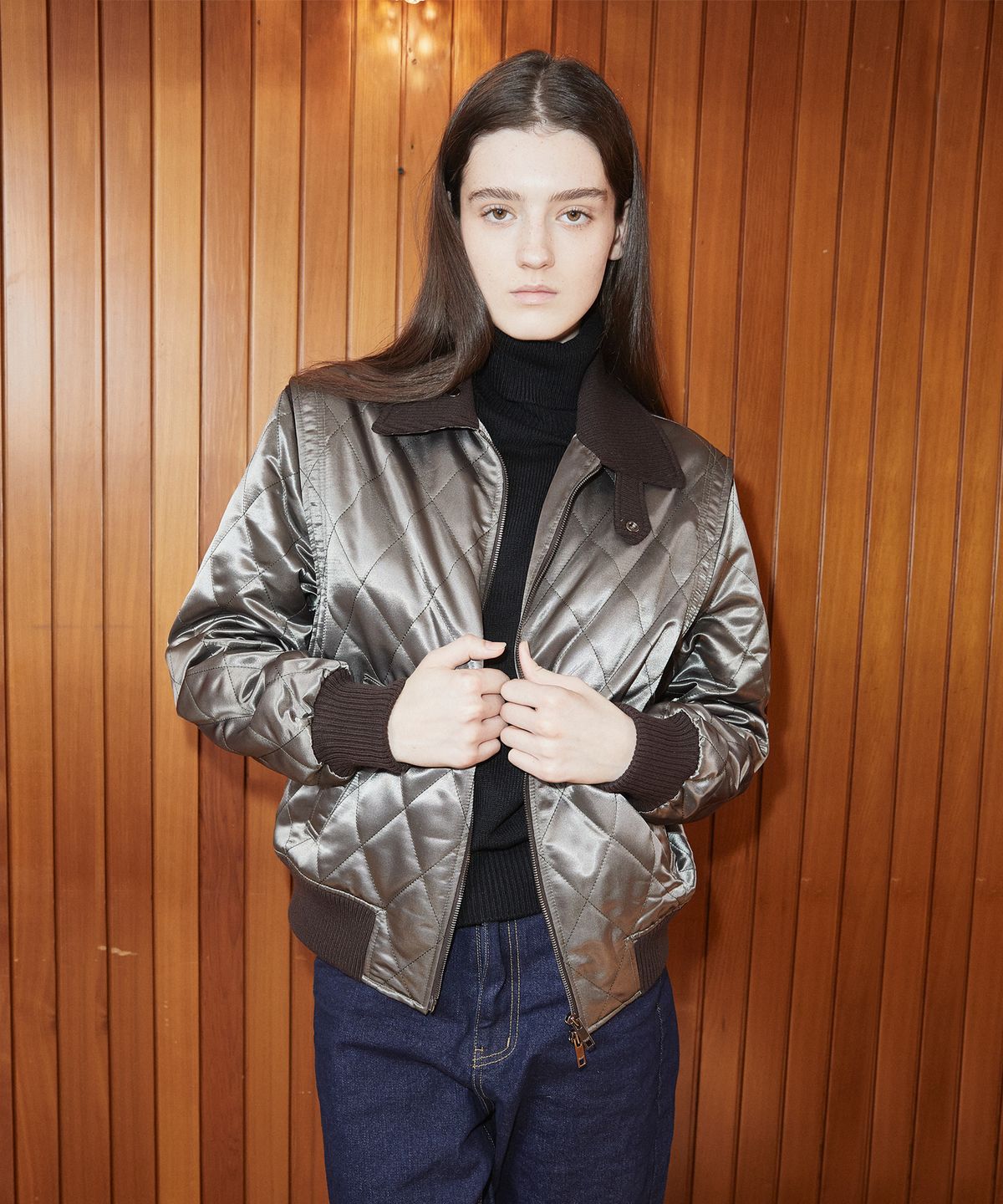 롤링스튜디오(ROLLINGSTUDIOS) QUILTED BOMBER JACKET SATIN OLIVE GREEN
