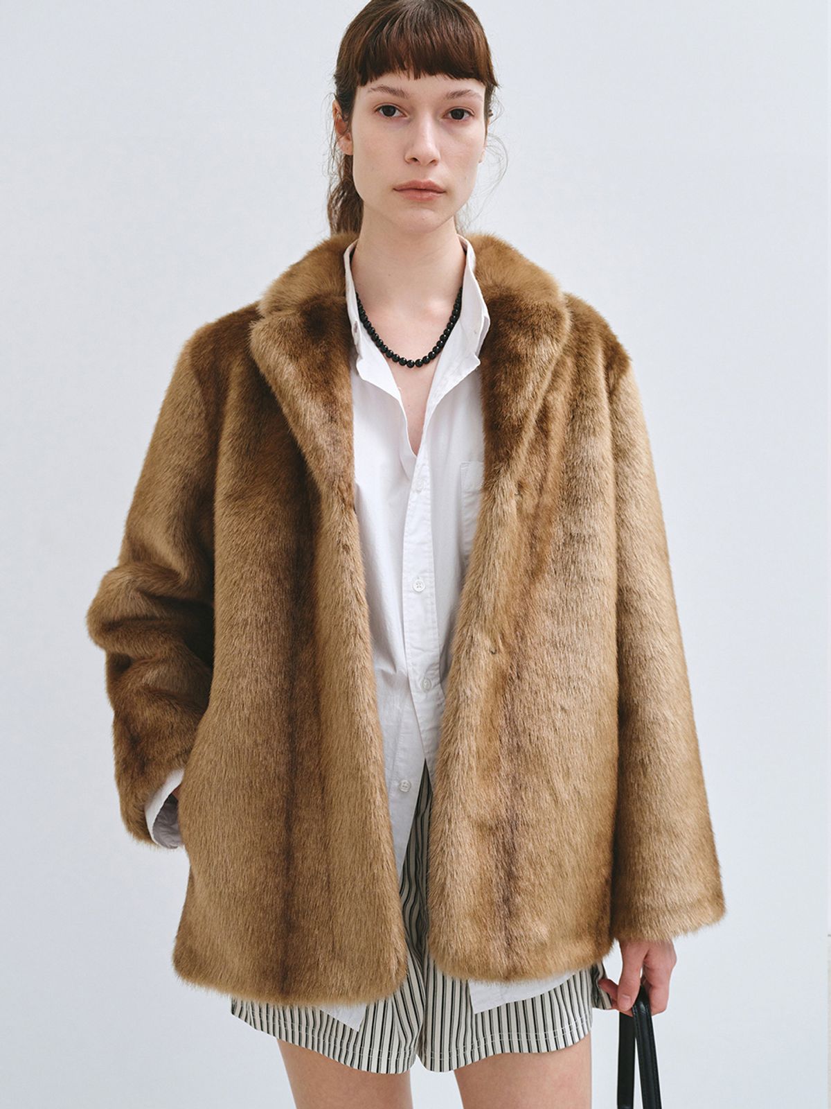 해브레스(HAVELESS) JENNIE FAUX FUR MUSTANG JACKET CAMEL