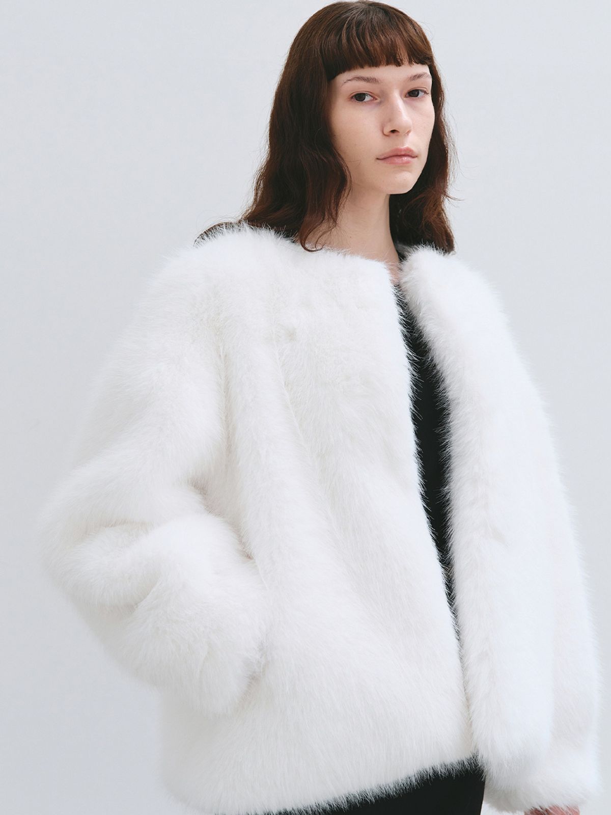 해브레스(HAVELESS) BLAIR FAUX FUR JACKET WHITE [SCARF GIFT]