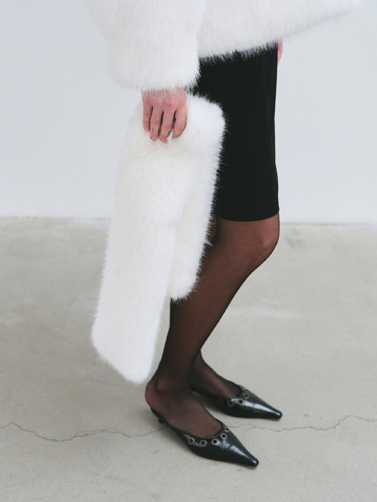 해브레스(HAVELESS) BLAIR FAUX FUR JACKET WHITE [SCARF GIFT]