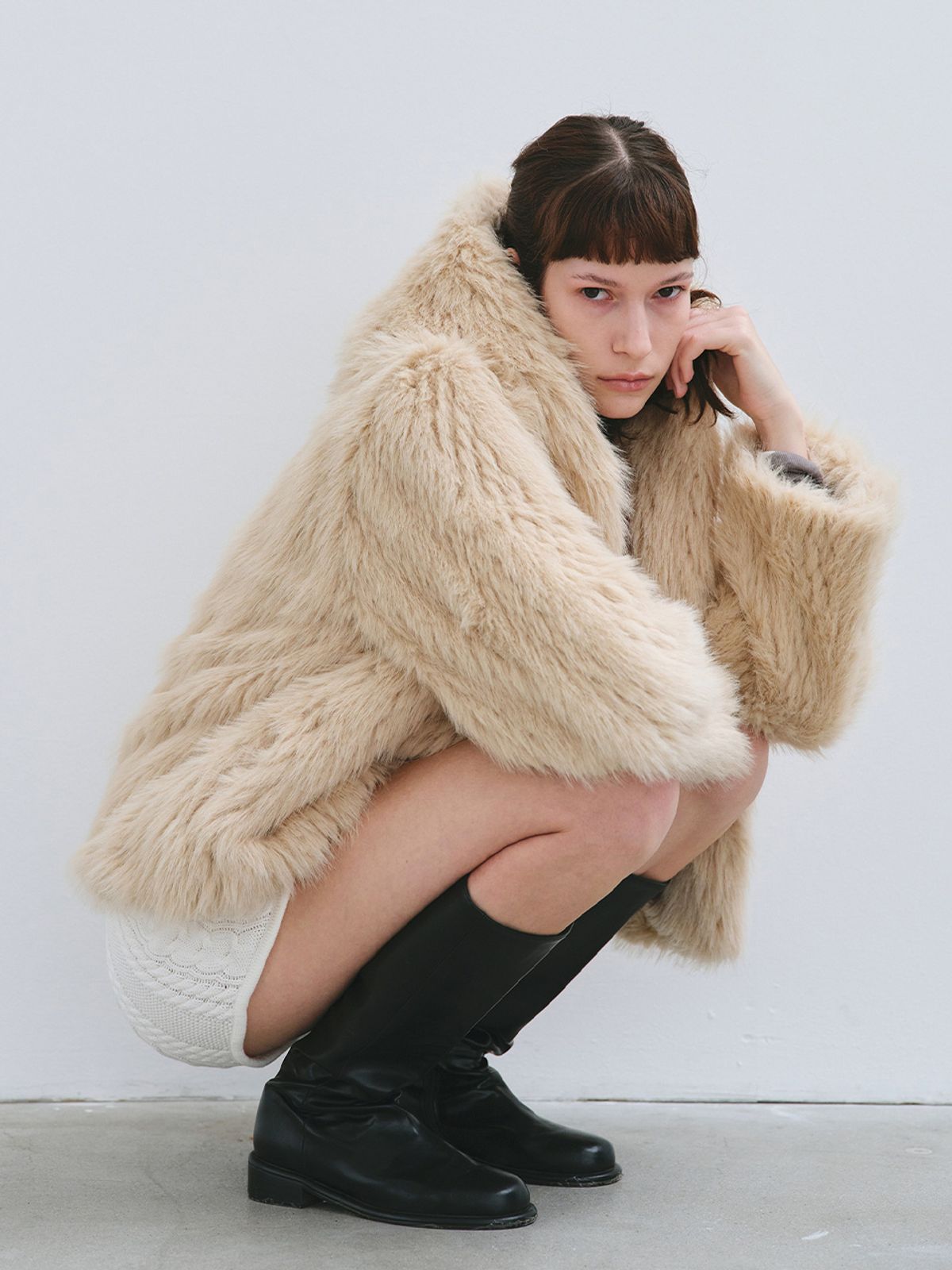 해브레스(HAVELESS) MOANA HOODIE FUR JACKET BEIGE