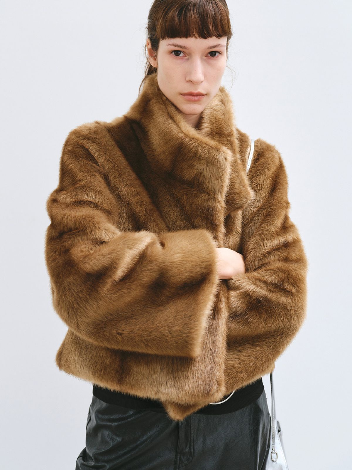 해브레스(HAVELESS) JOEY FAUX FUR JACKET CAMEL