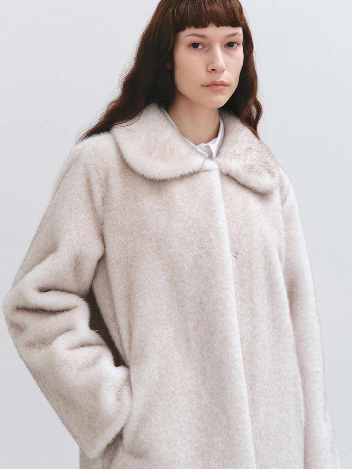 해브레스(HAVELESS) CAROL FAUX FUR COAT LIGHT GREY