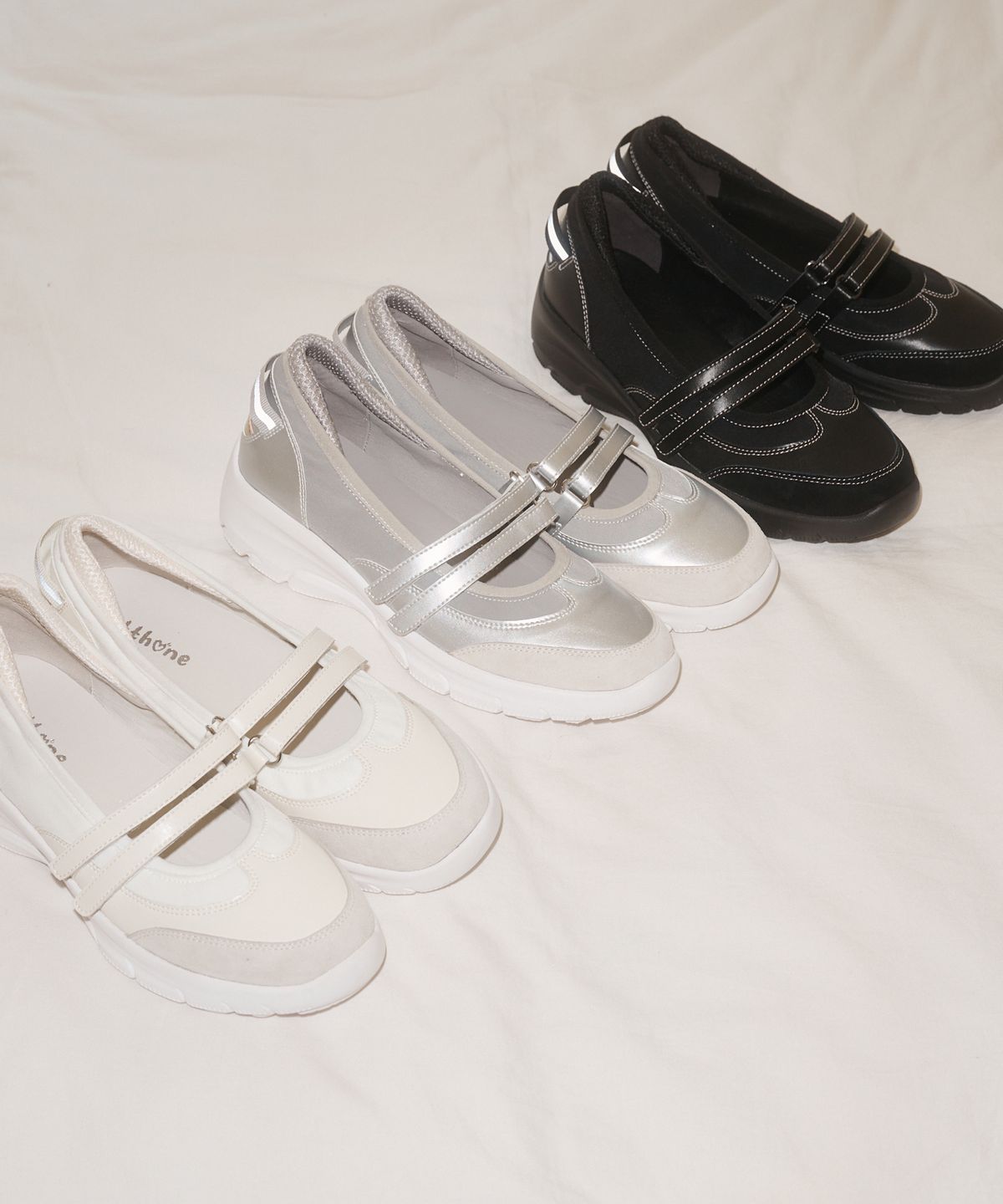 뜨홍(TTHONE) LOLA 더블 스트랩 콤비 스니커즈 4CM [Black]