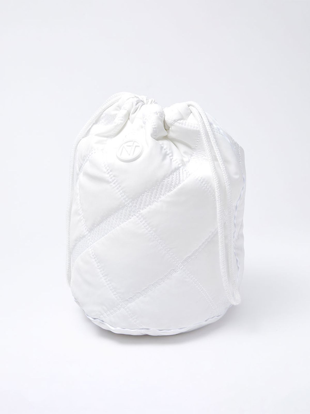 니티나(NITINA) Quiliting Bag WH