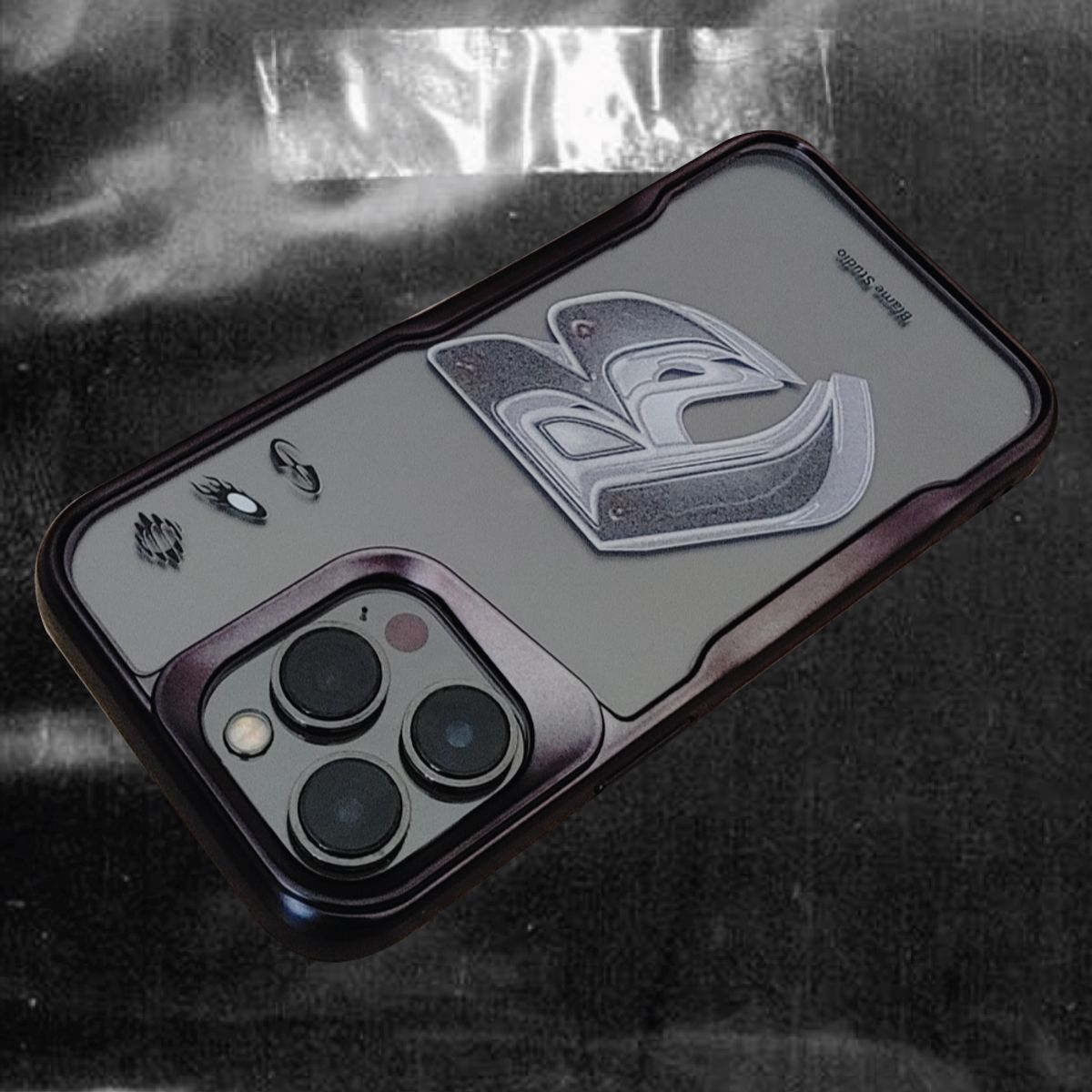 블레임 스튜디오(BLAMESTUDIO) metallic black logo case