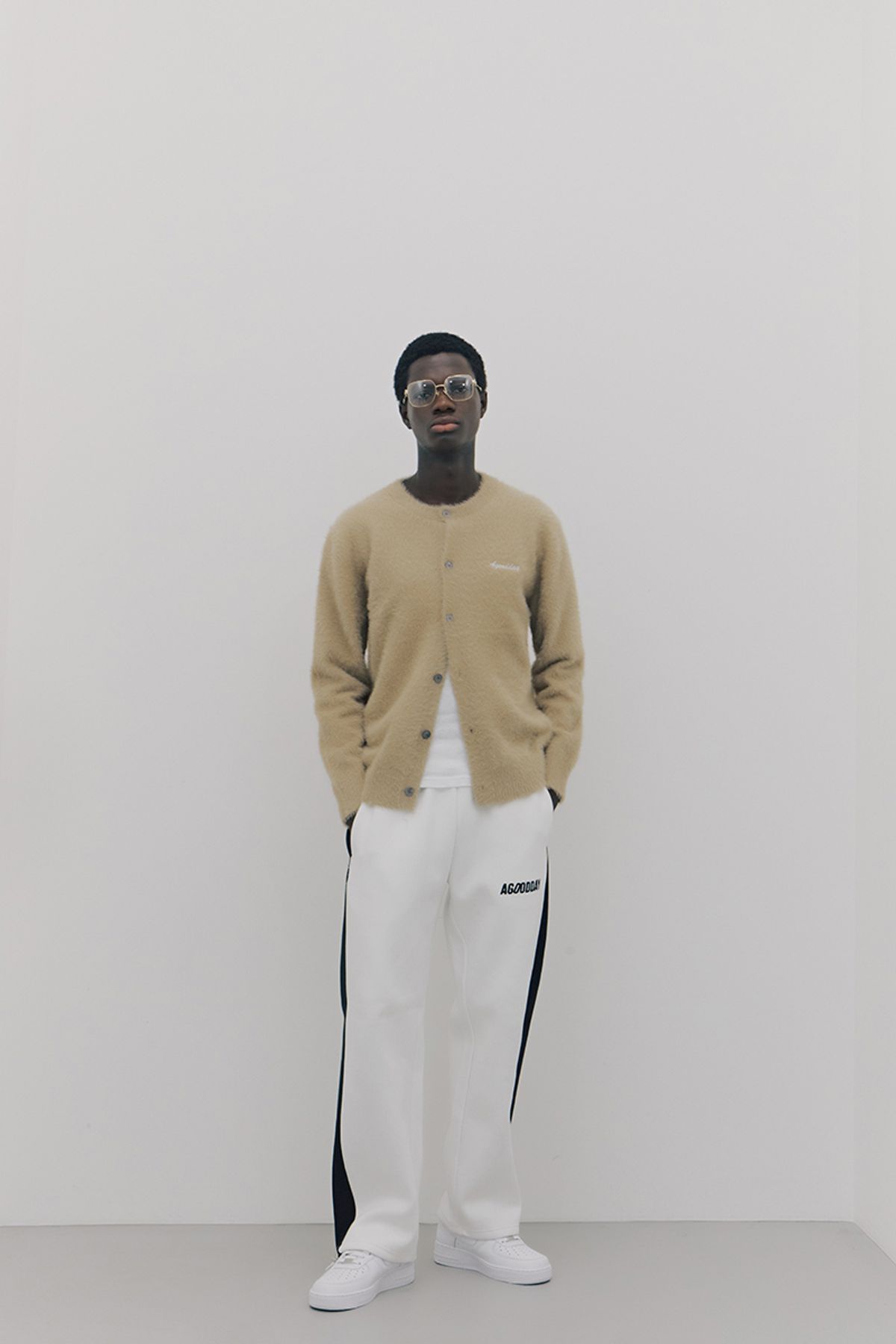 어굿데이(AGOODDAY) [UNISEX]  BISCOUS ROUND CARDIGUN (beige)